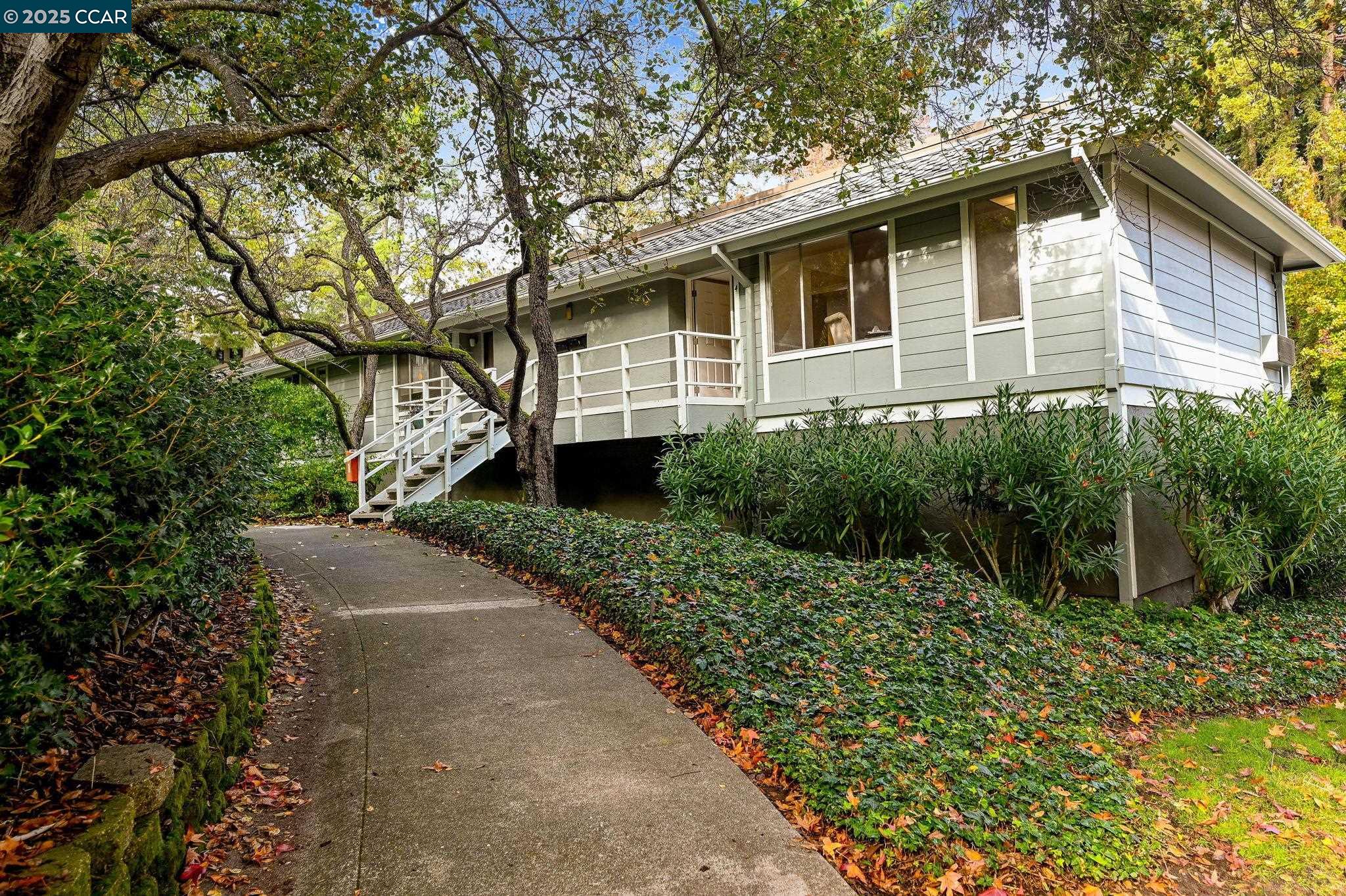 3465 Tice Creek Dr # 4 Unit: #4