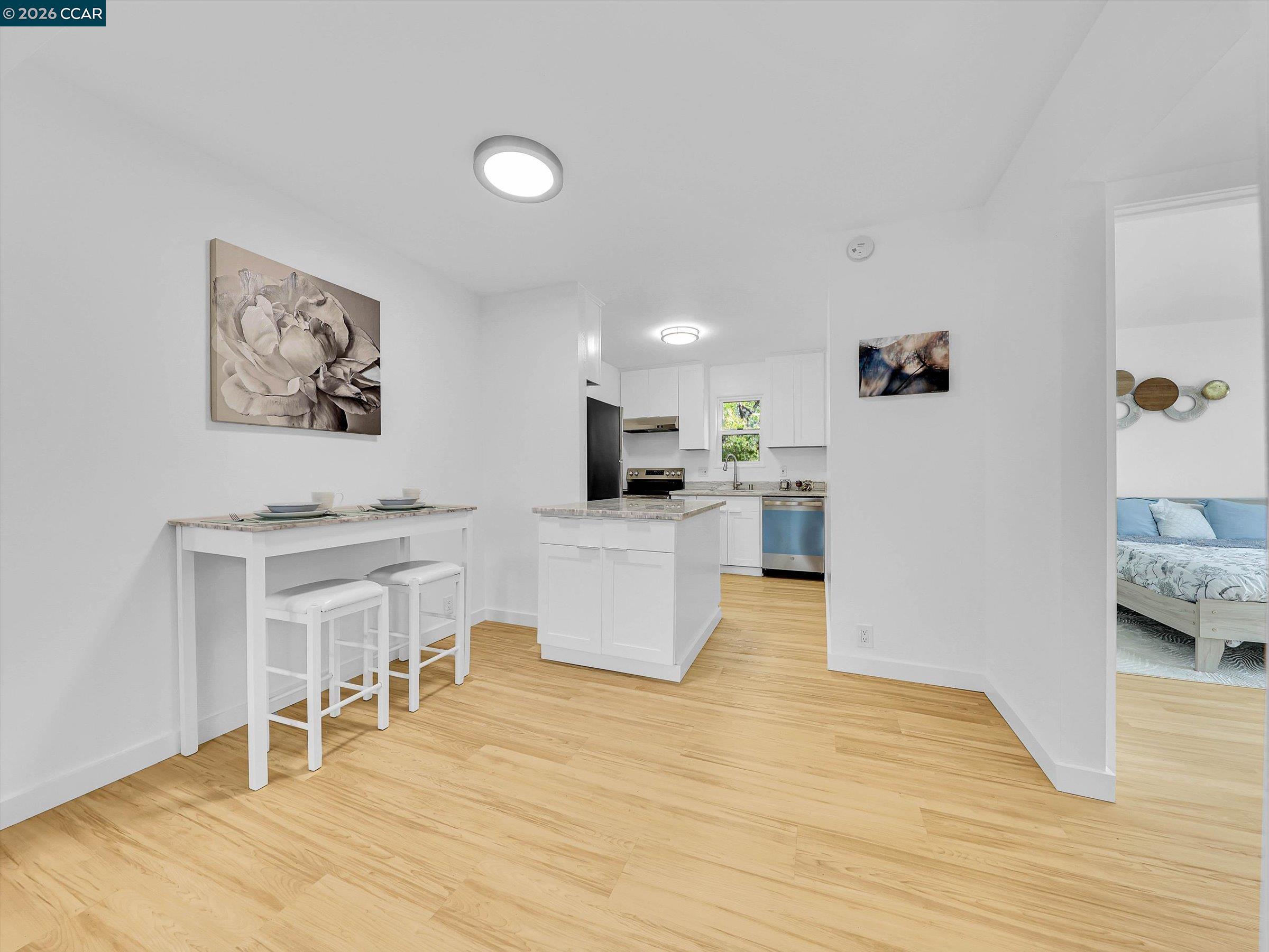 375 Camelback Rd # 23