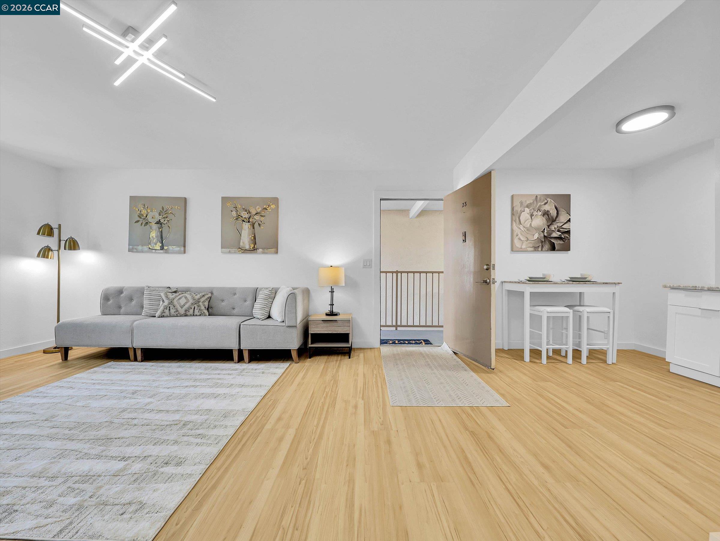 375 Camelback Rd # 23