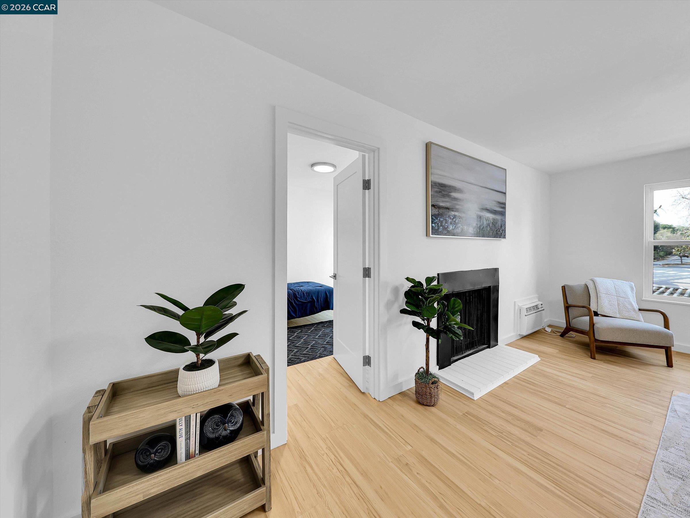 375 Camelback Rd # 23