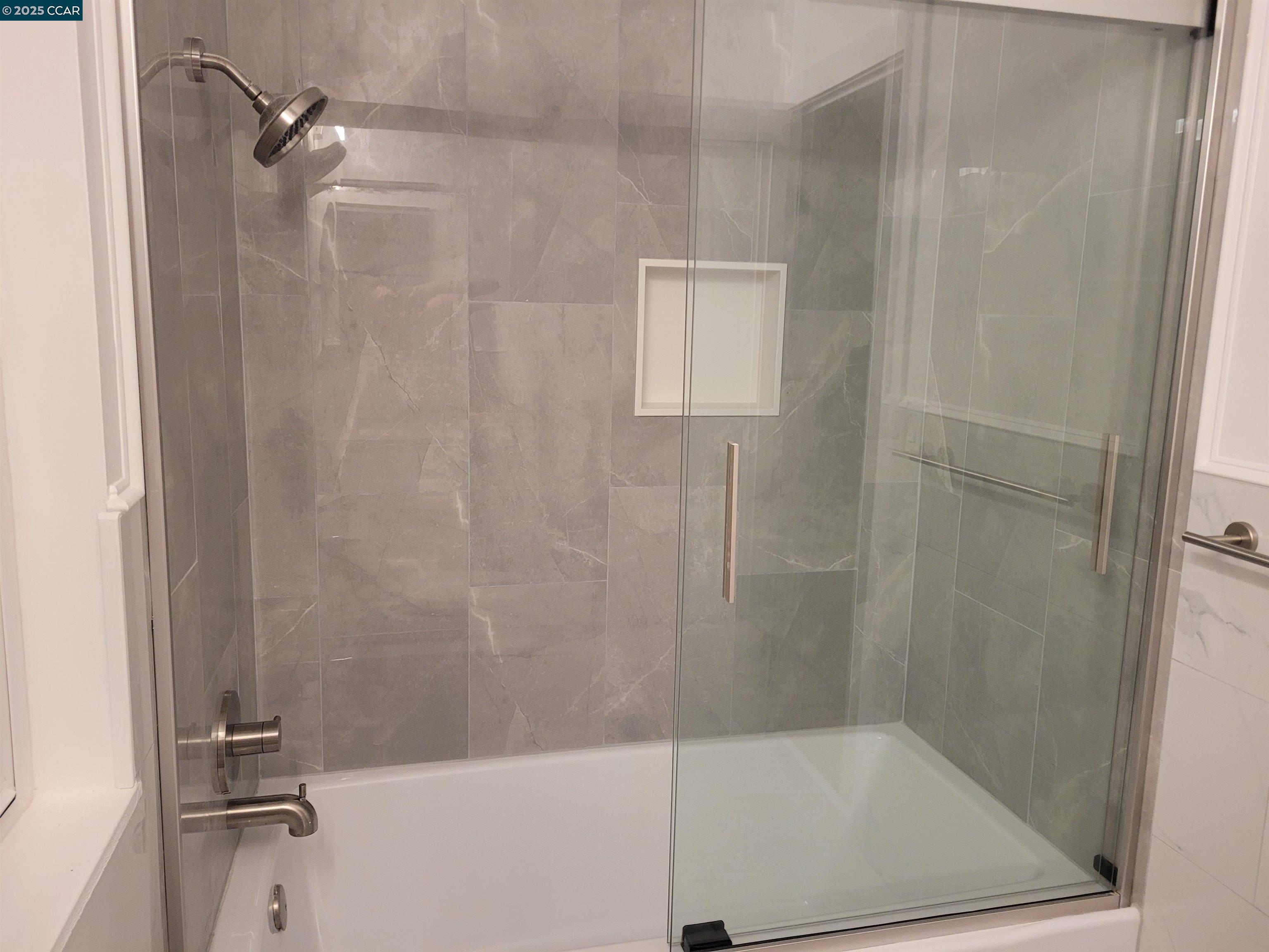 375 Camelback Rd # 23