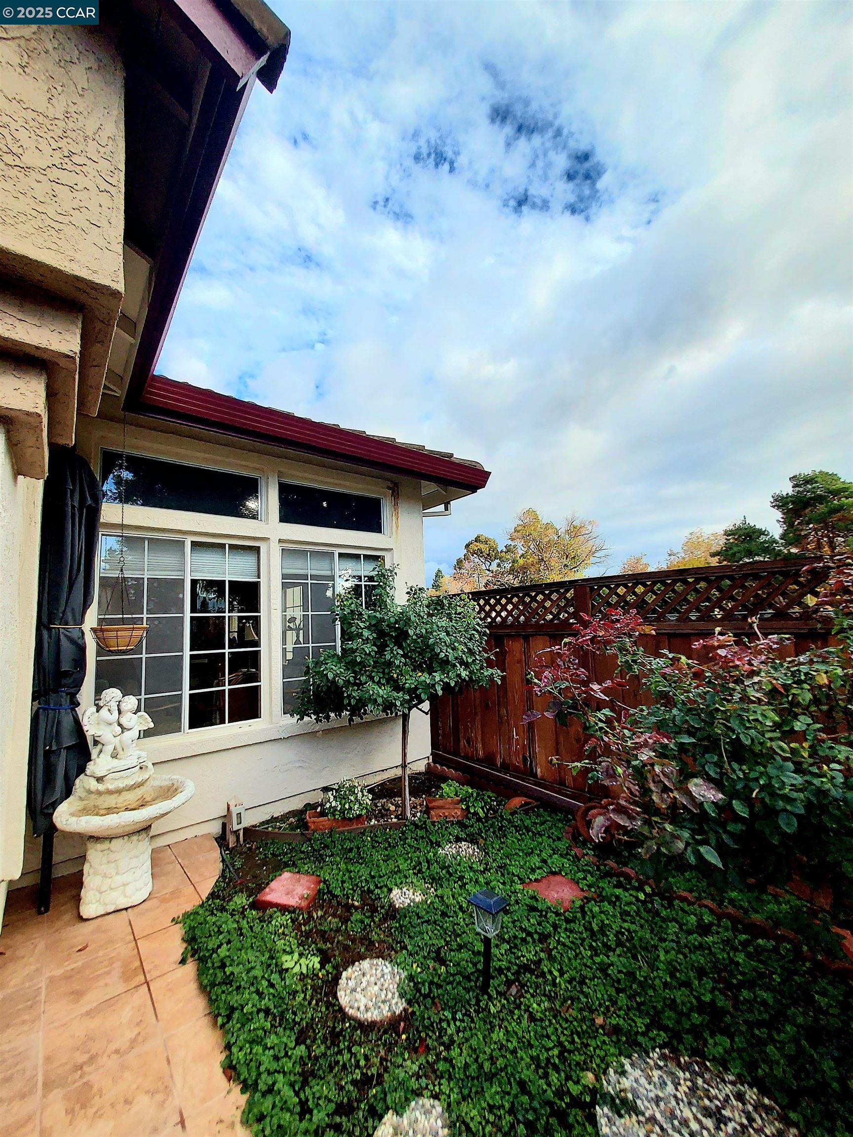 3080 Casadero Ct