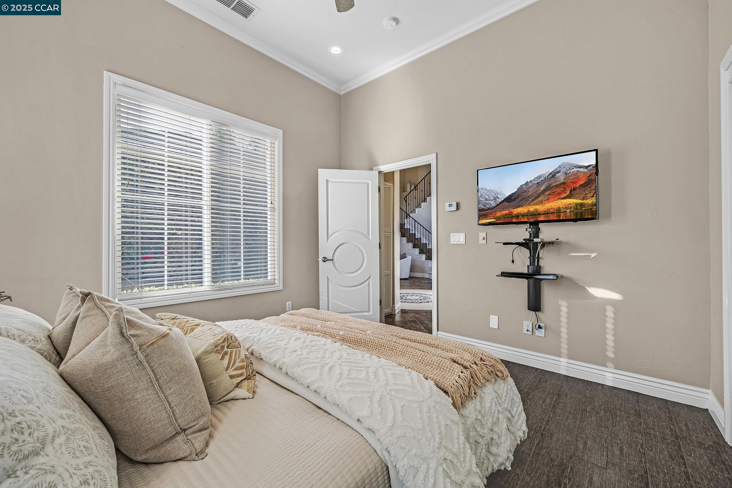 5717 Saint Andrews Dr