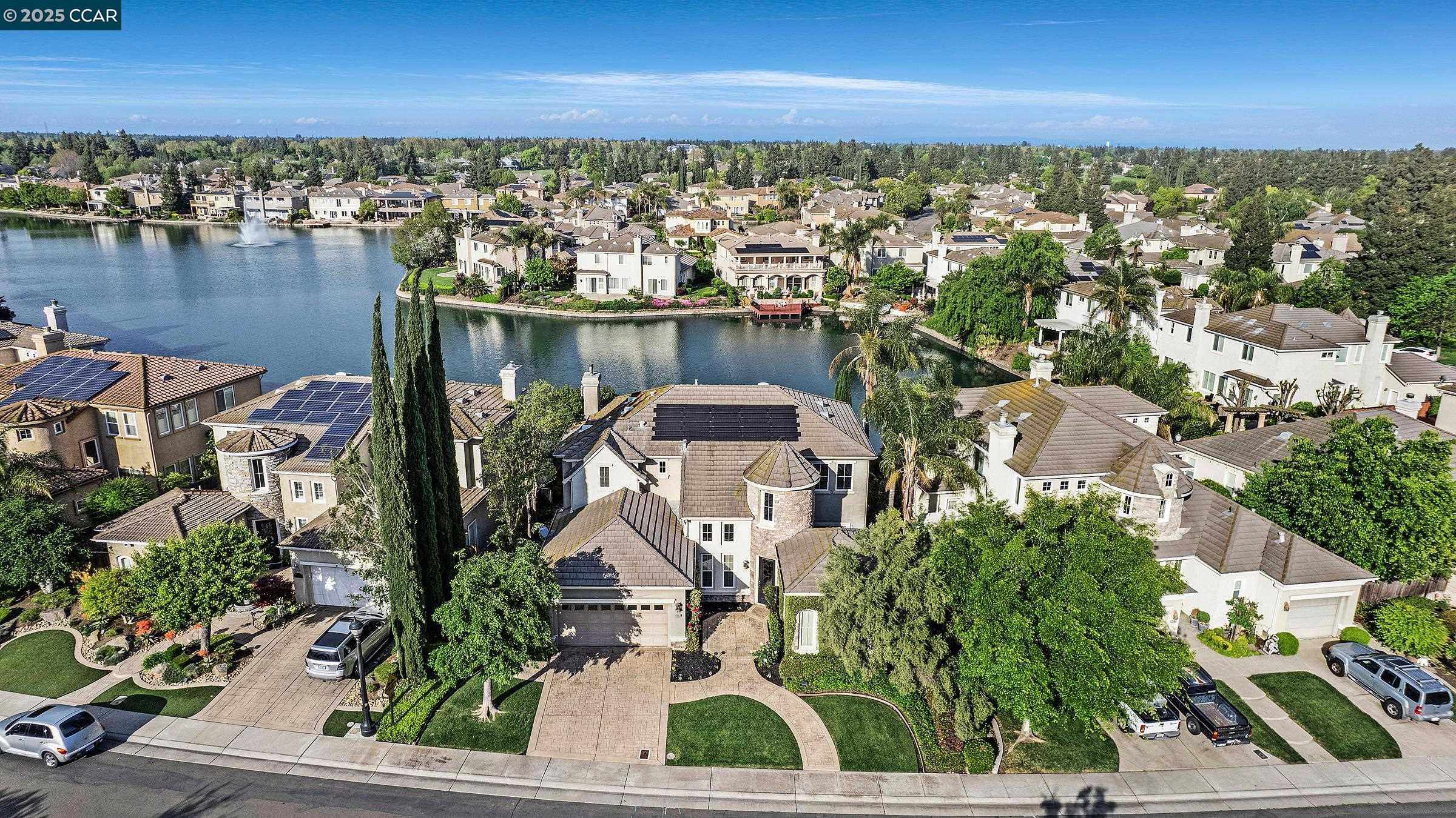 5717 Saint Andrews Dr