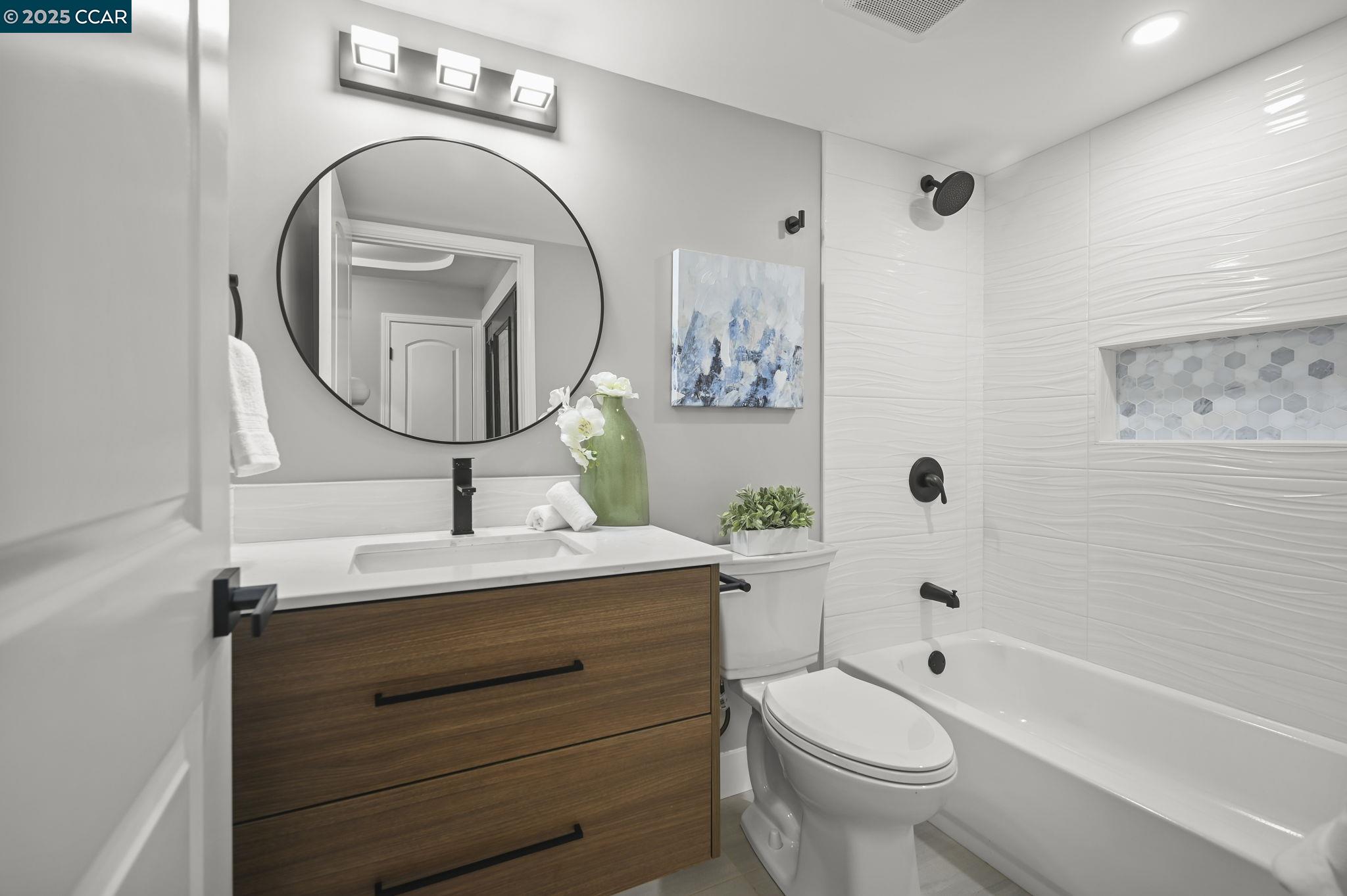 1131 Oakmont Drive # 6