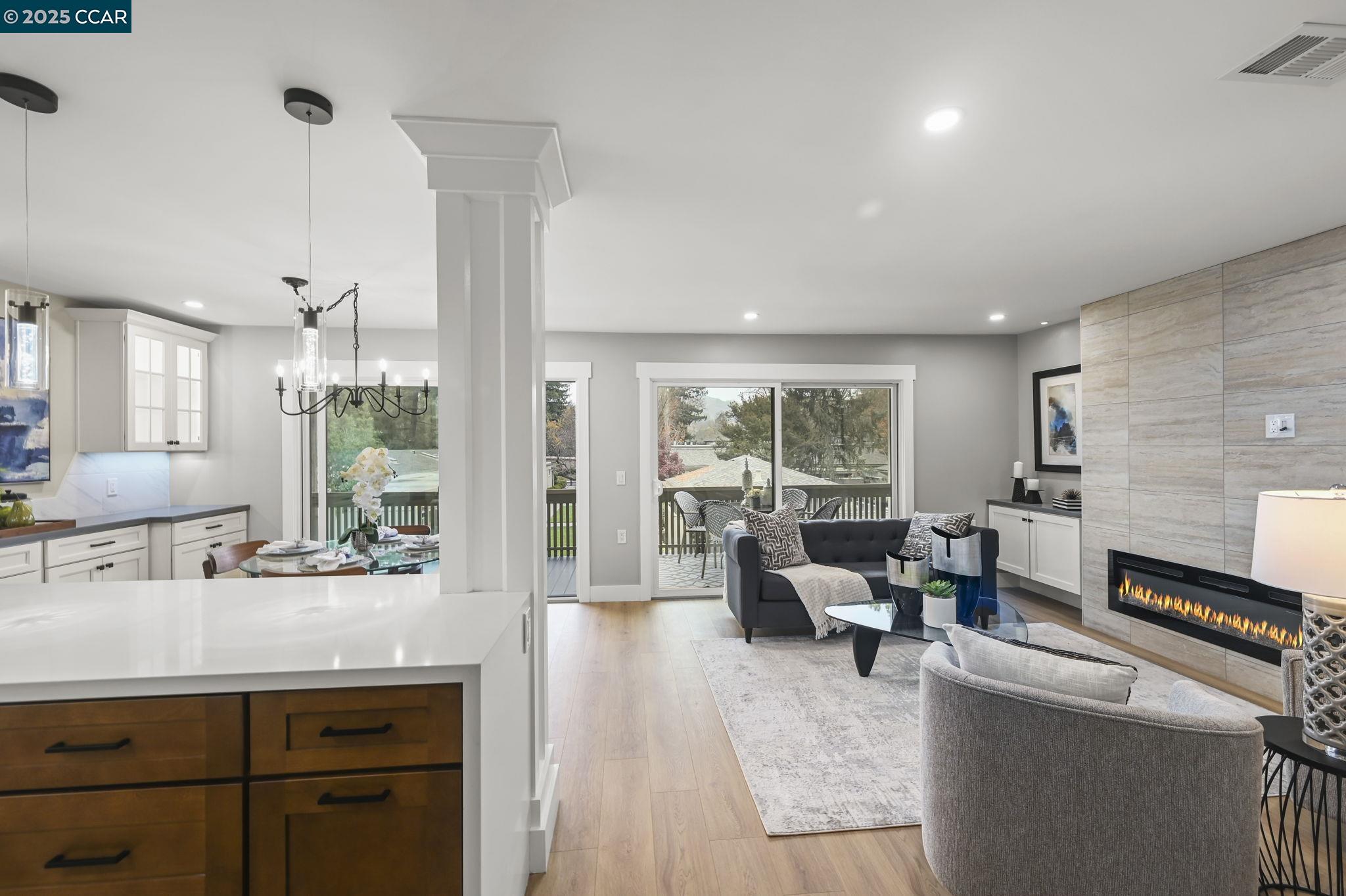 1131 Oakmont Drive # 6