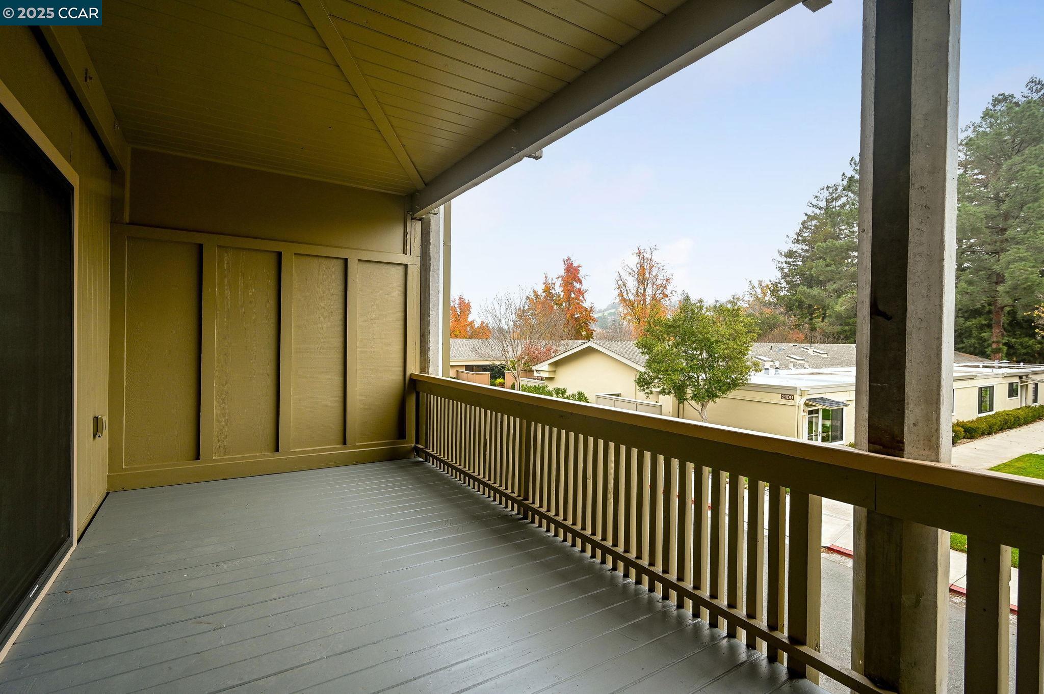 1131 Oakmont Drive # 6