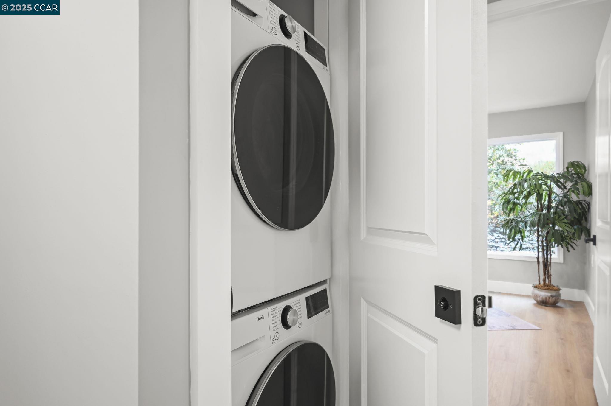 1131 Oakmont Drive # 6