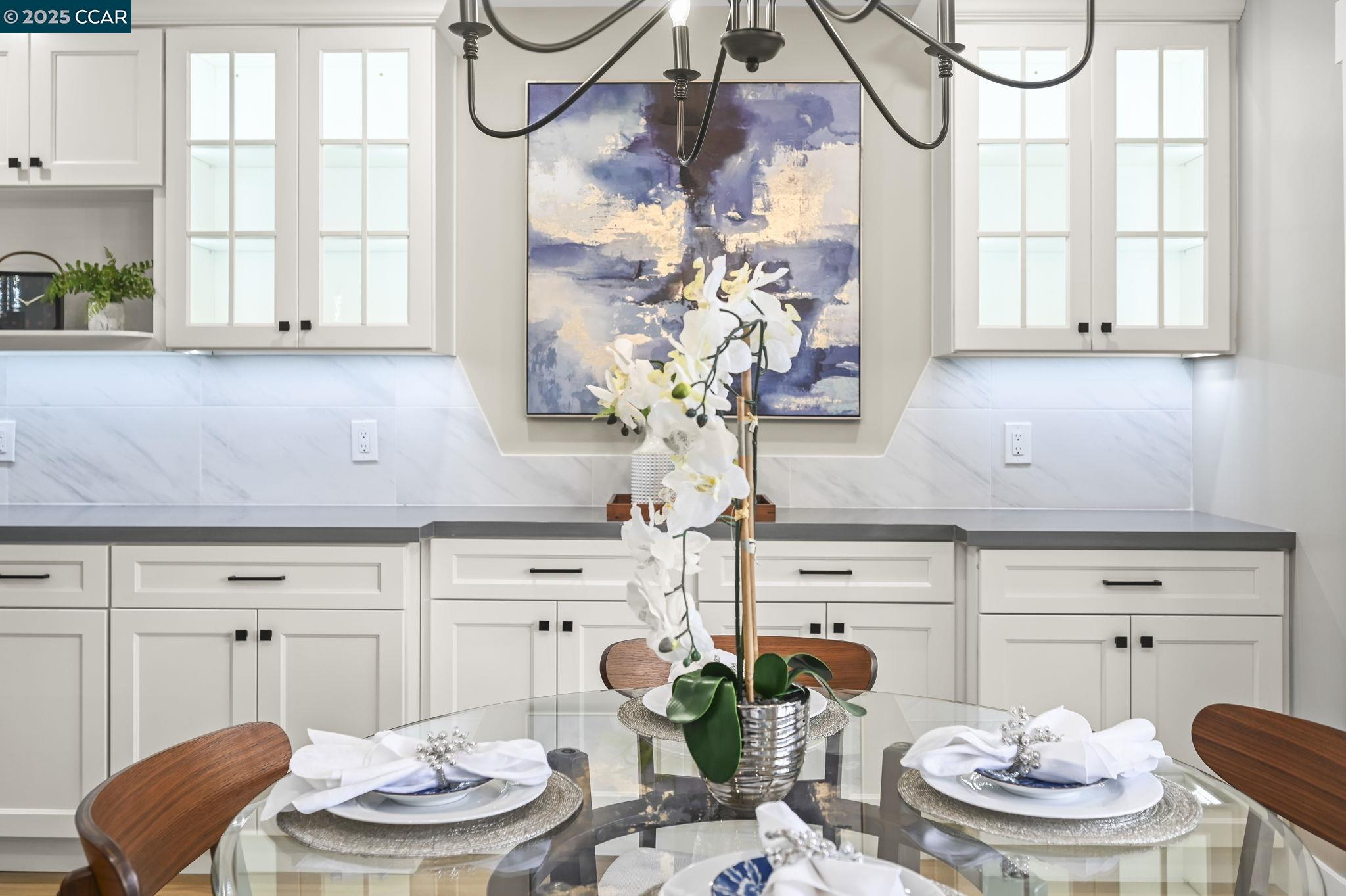 1131 Oakmont Drive # 6