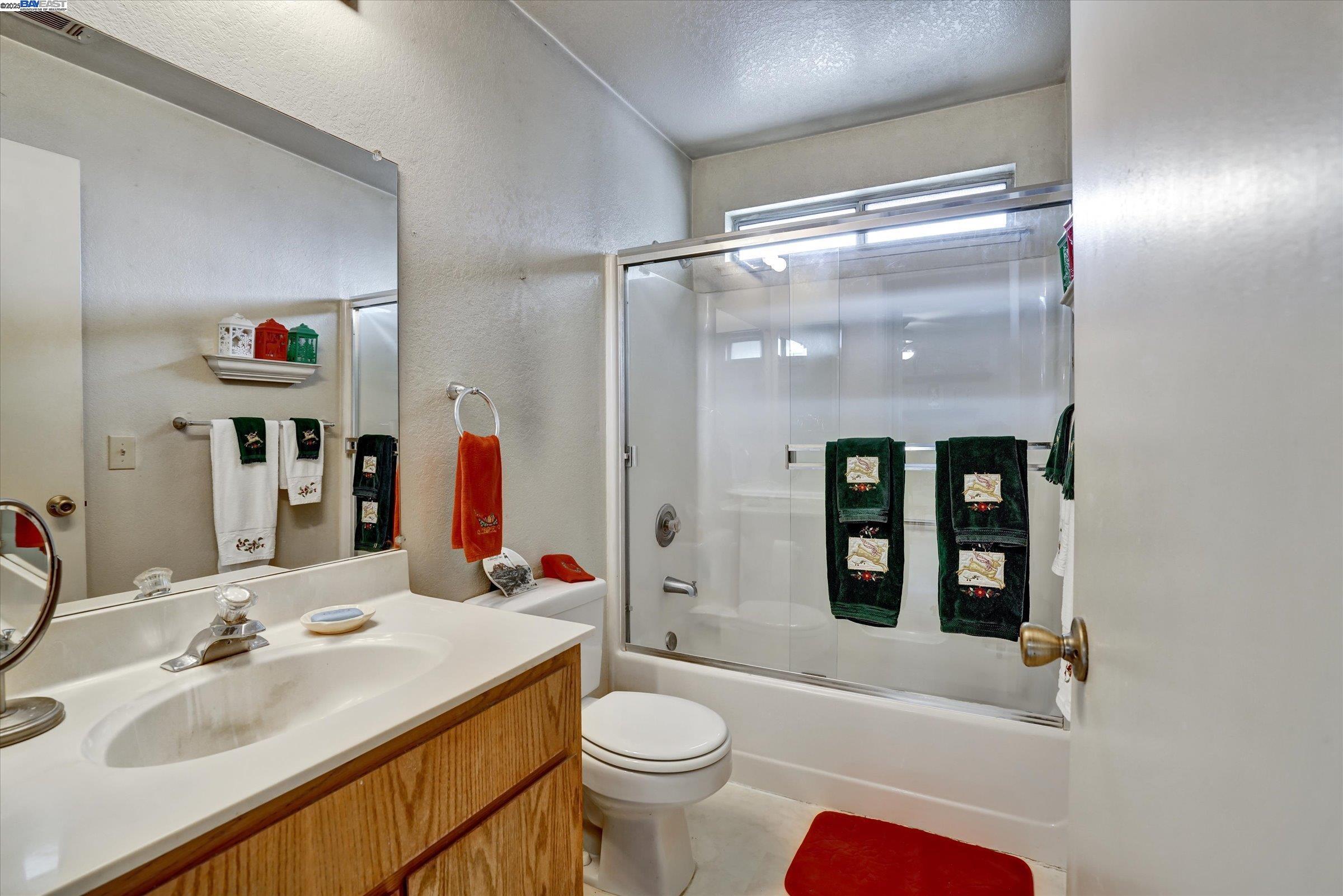 1446 Chateau Cmn # 208