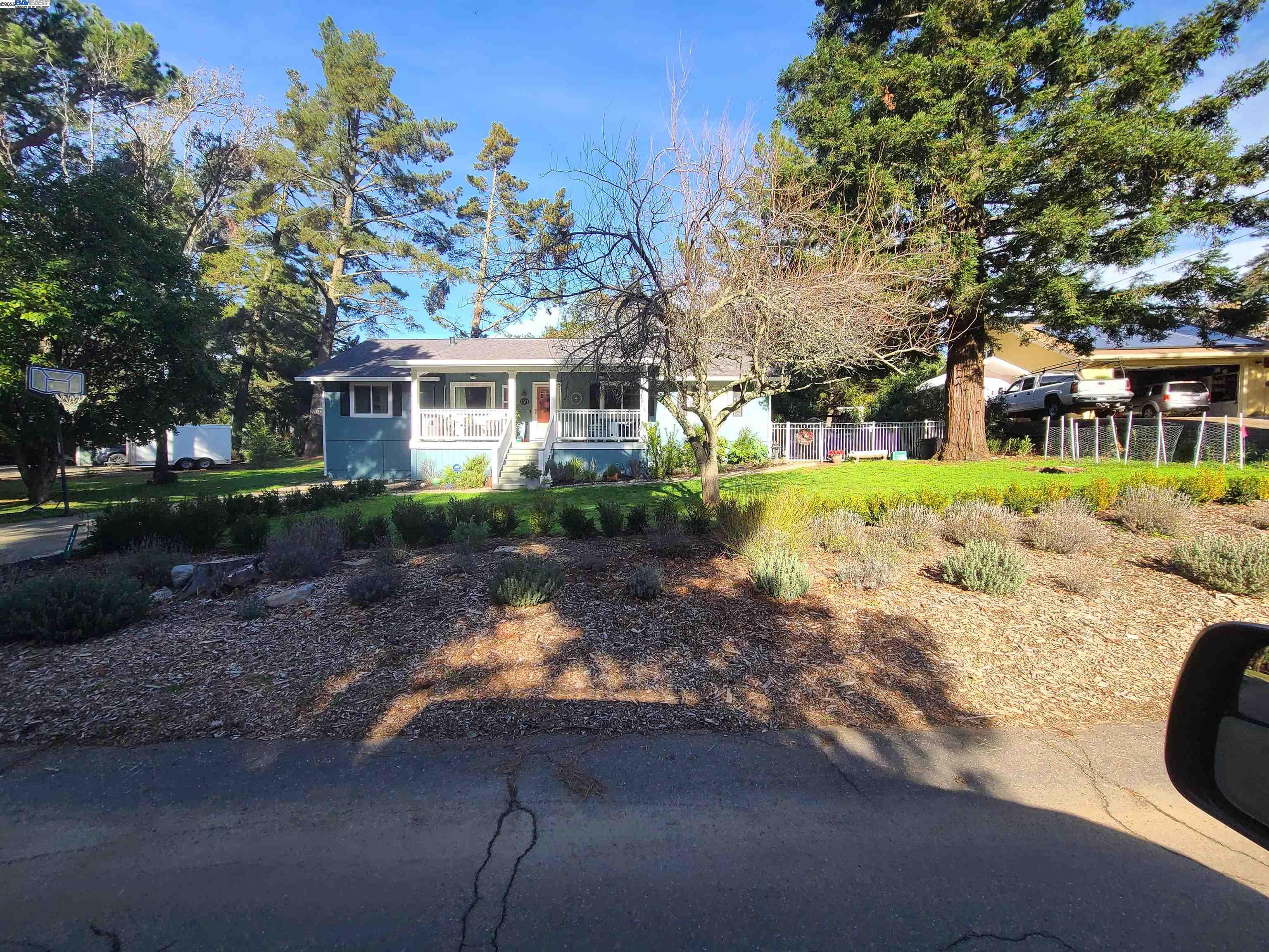 116 Ridgecrest Dr