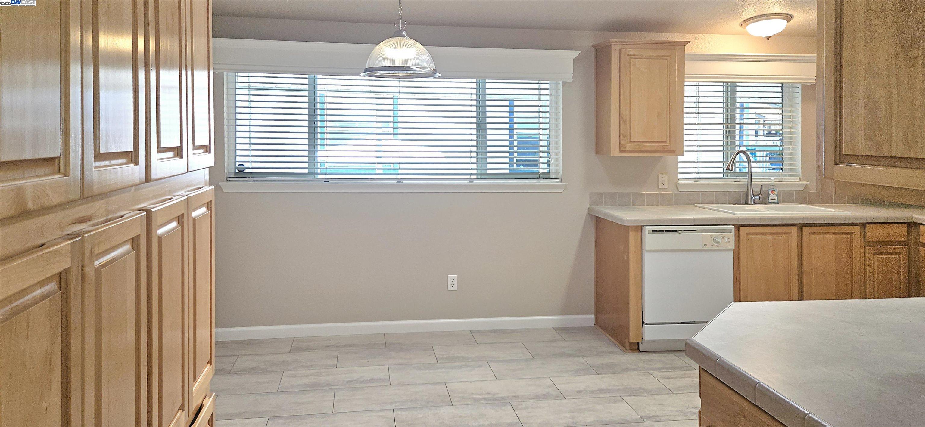 3263 Vineyard Ave # 174