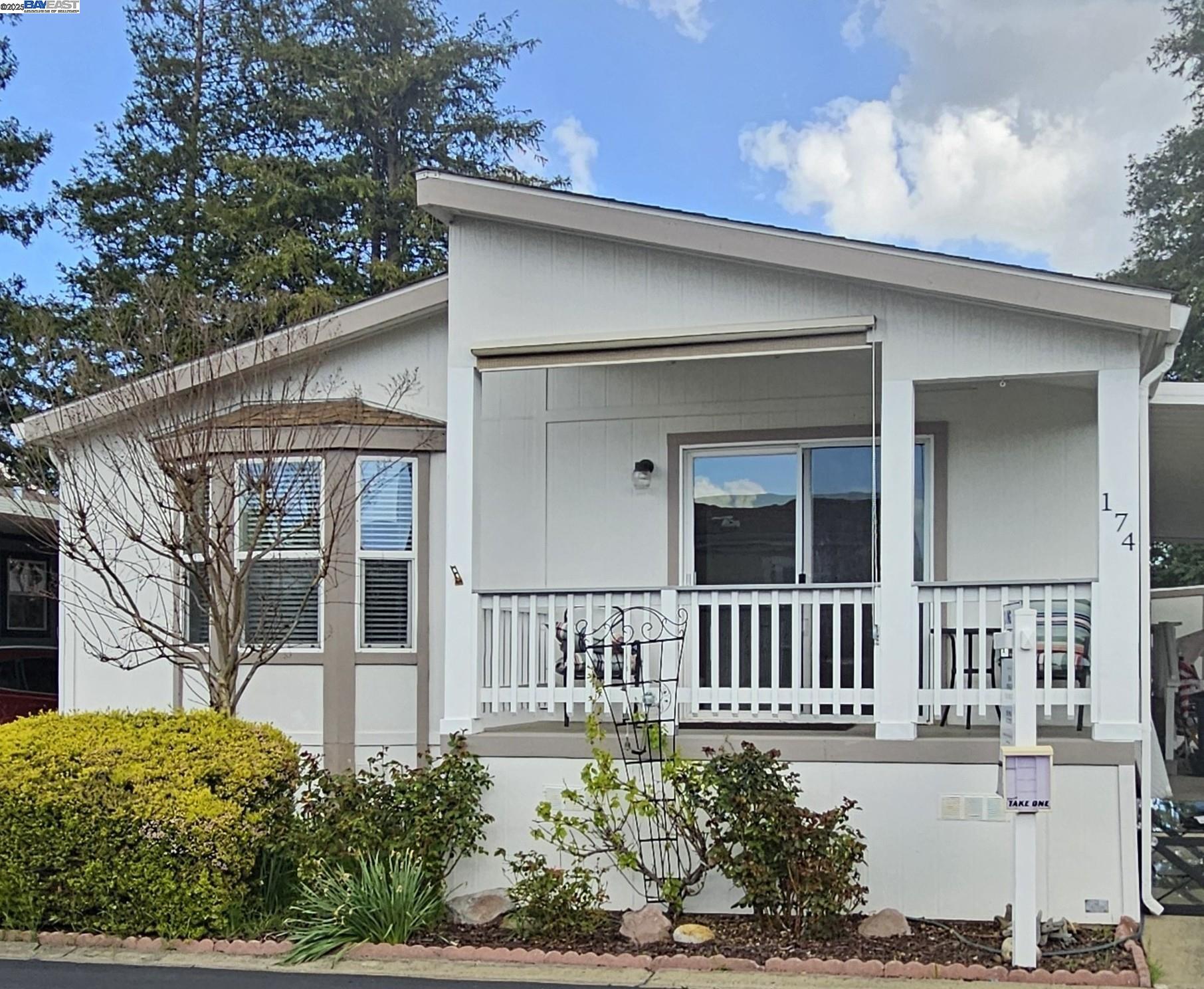 3263 Vineyard Ave # 174