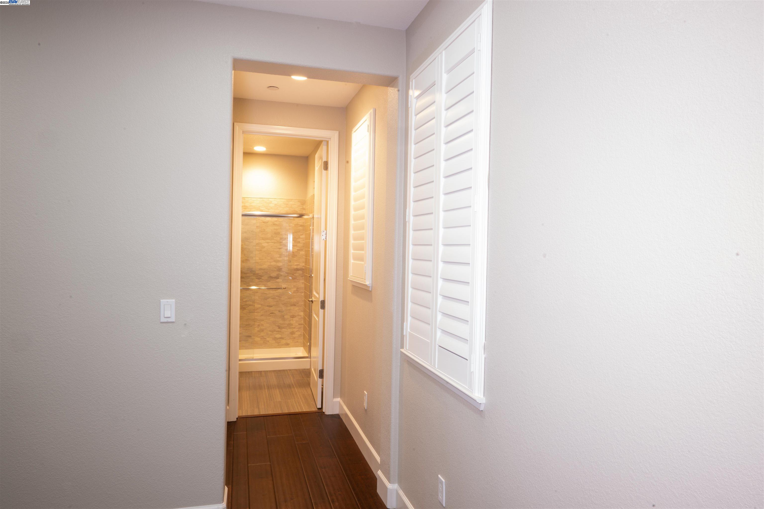 7212 MOUNT VEEDER ROAD