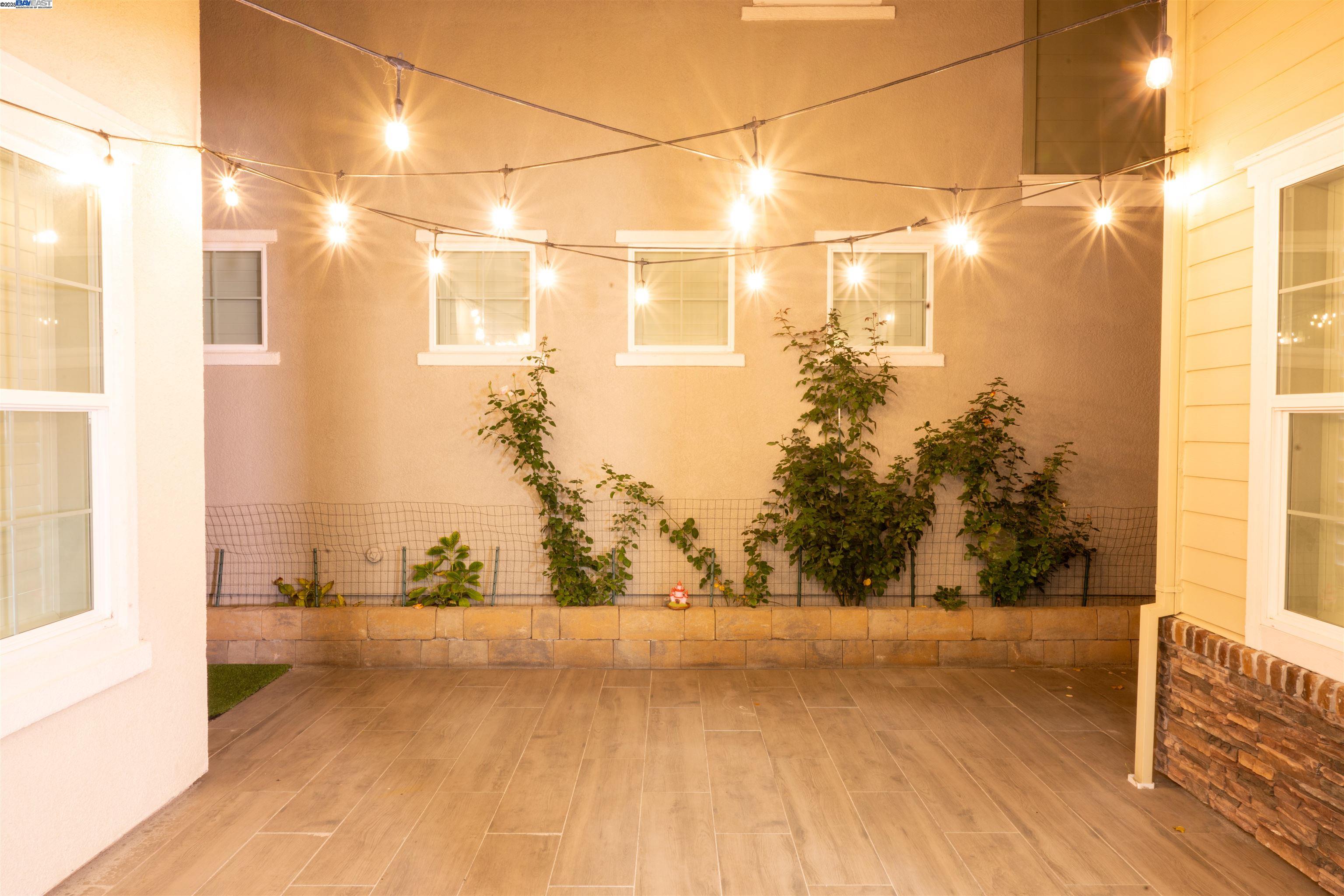 7212 MOUNT VEEDER ROAD