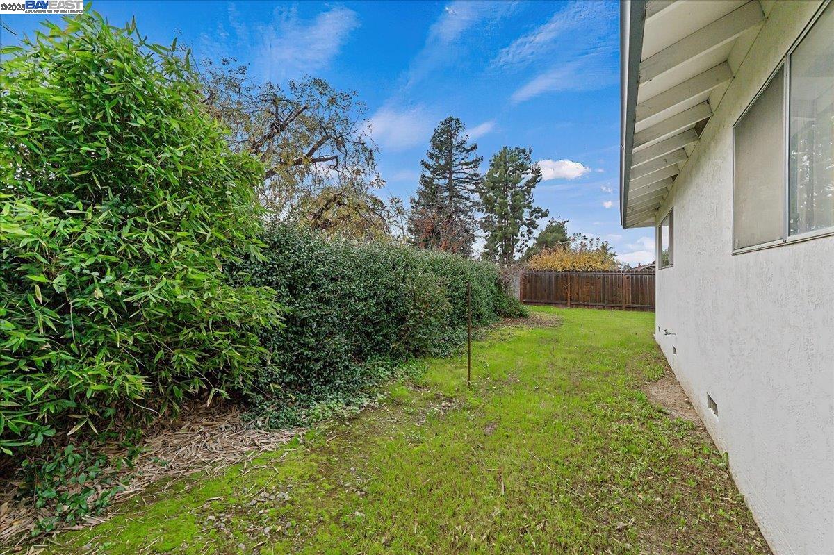 5163 Charlotte Way