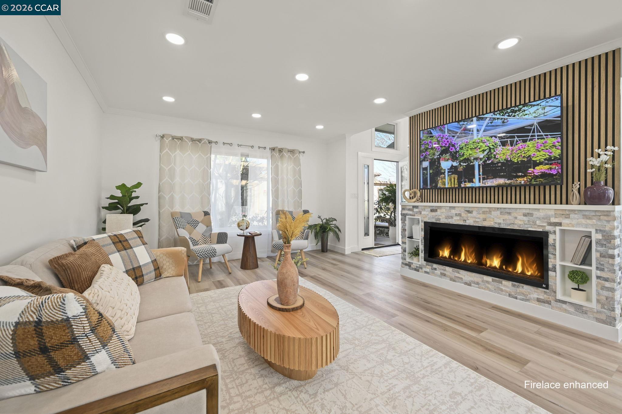 1129 Leisure Lane APT 4