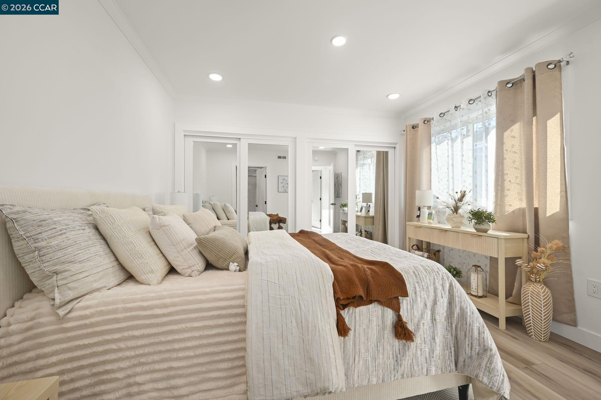 1129 Leisure Lane APT 4