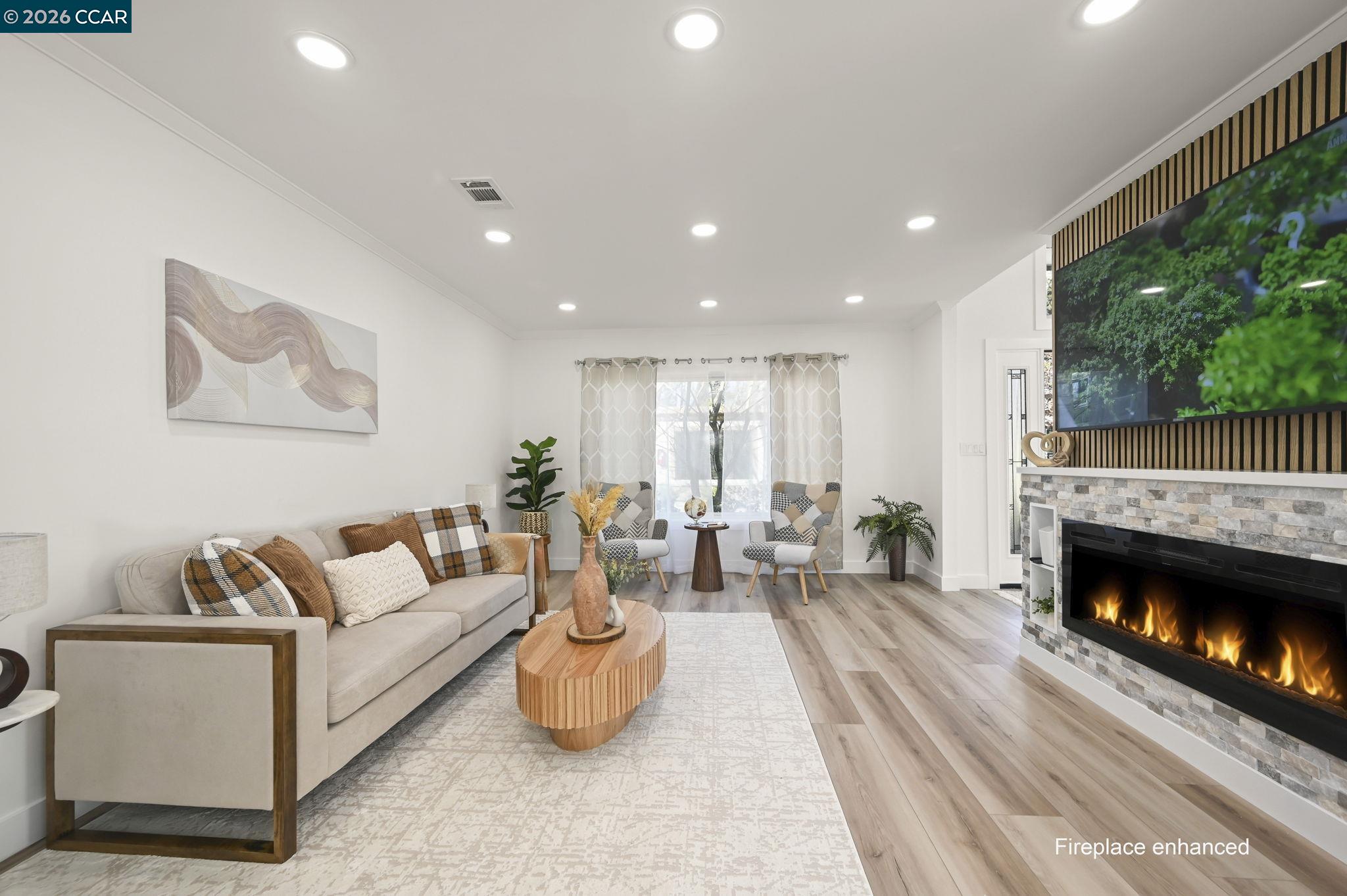 1129 Leisure Lane APT 4