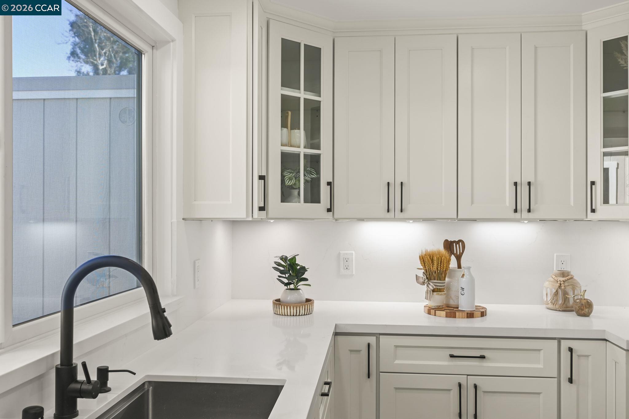 1129 Leisure Lane APT 4