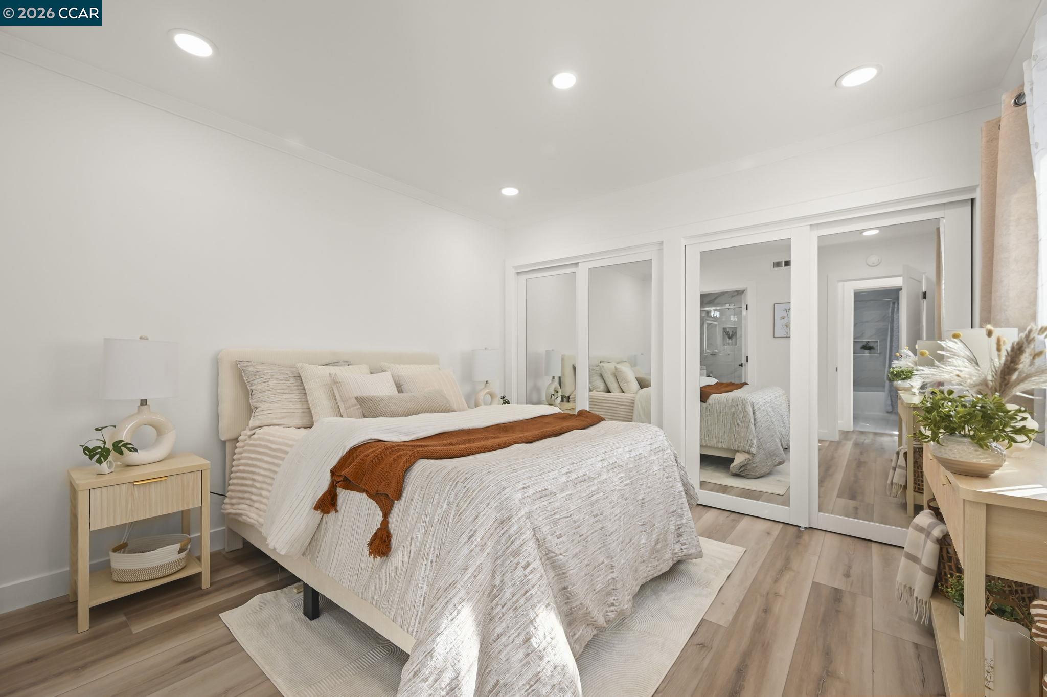 1129 Leisure Lane APT 4