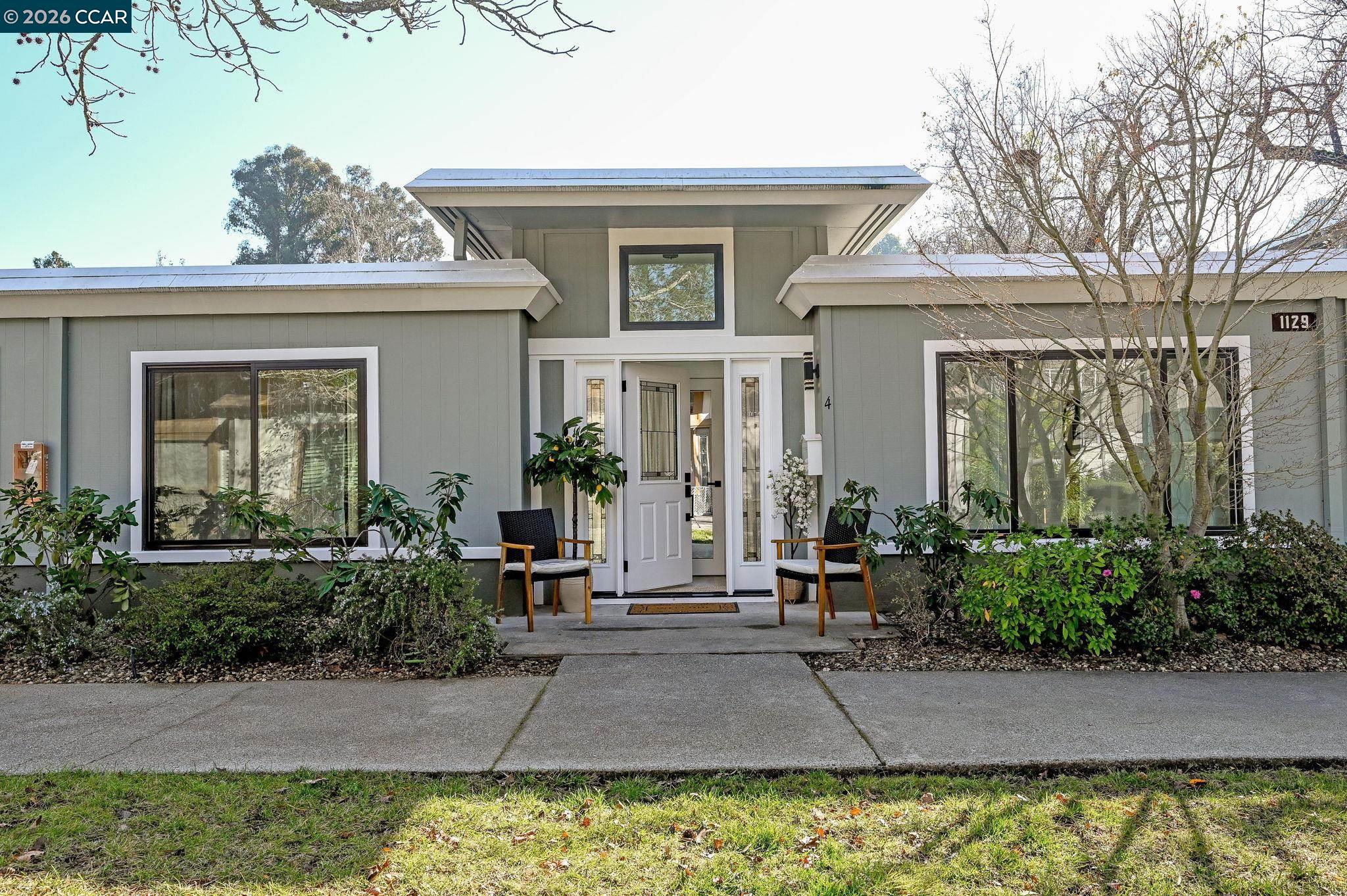 1129 Leisure Lane APT 4