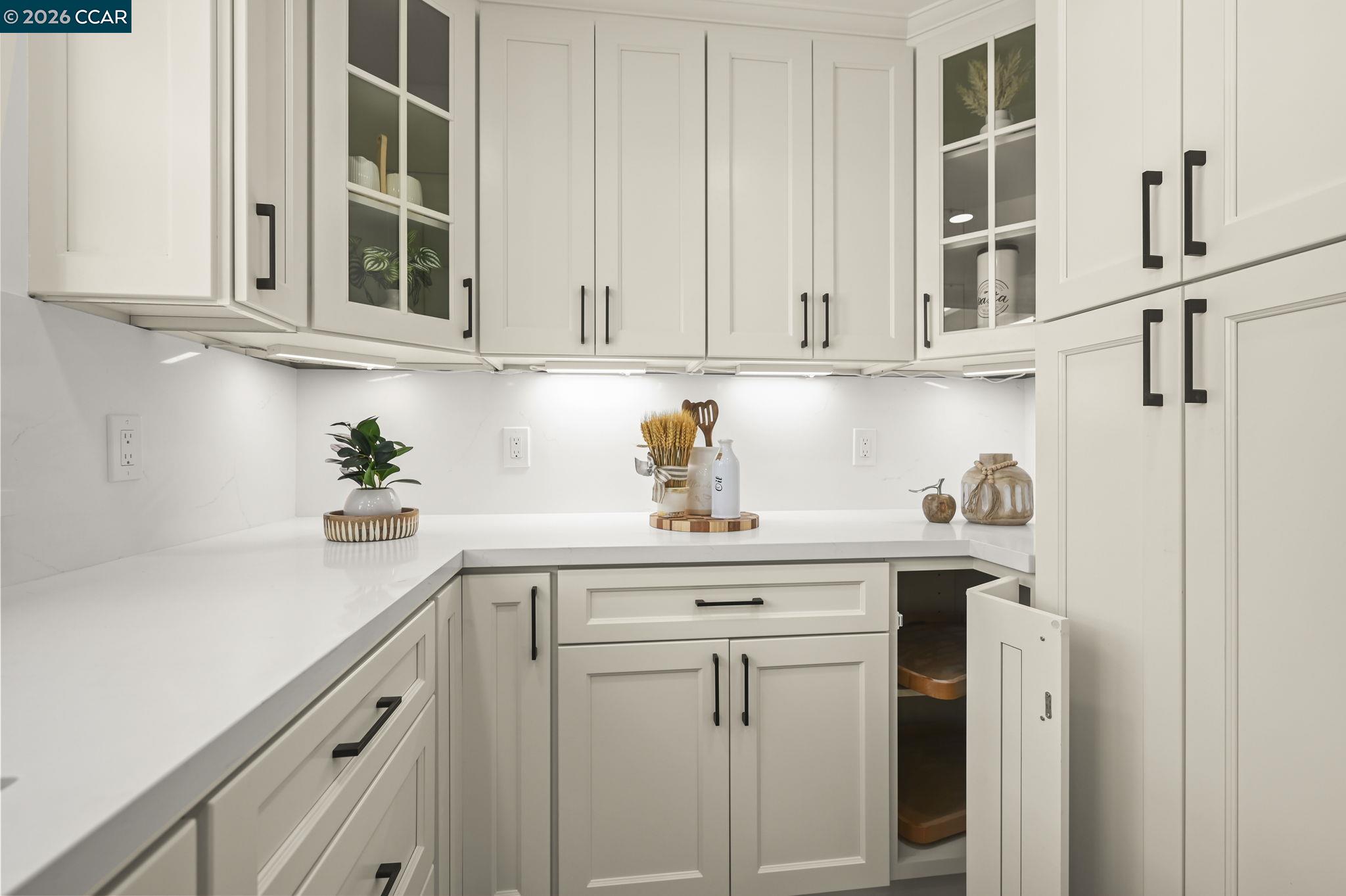 1129 Leisure Lane APT 4