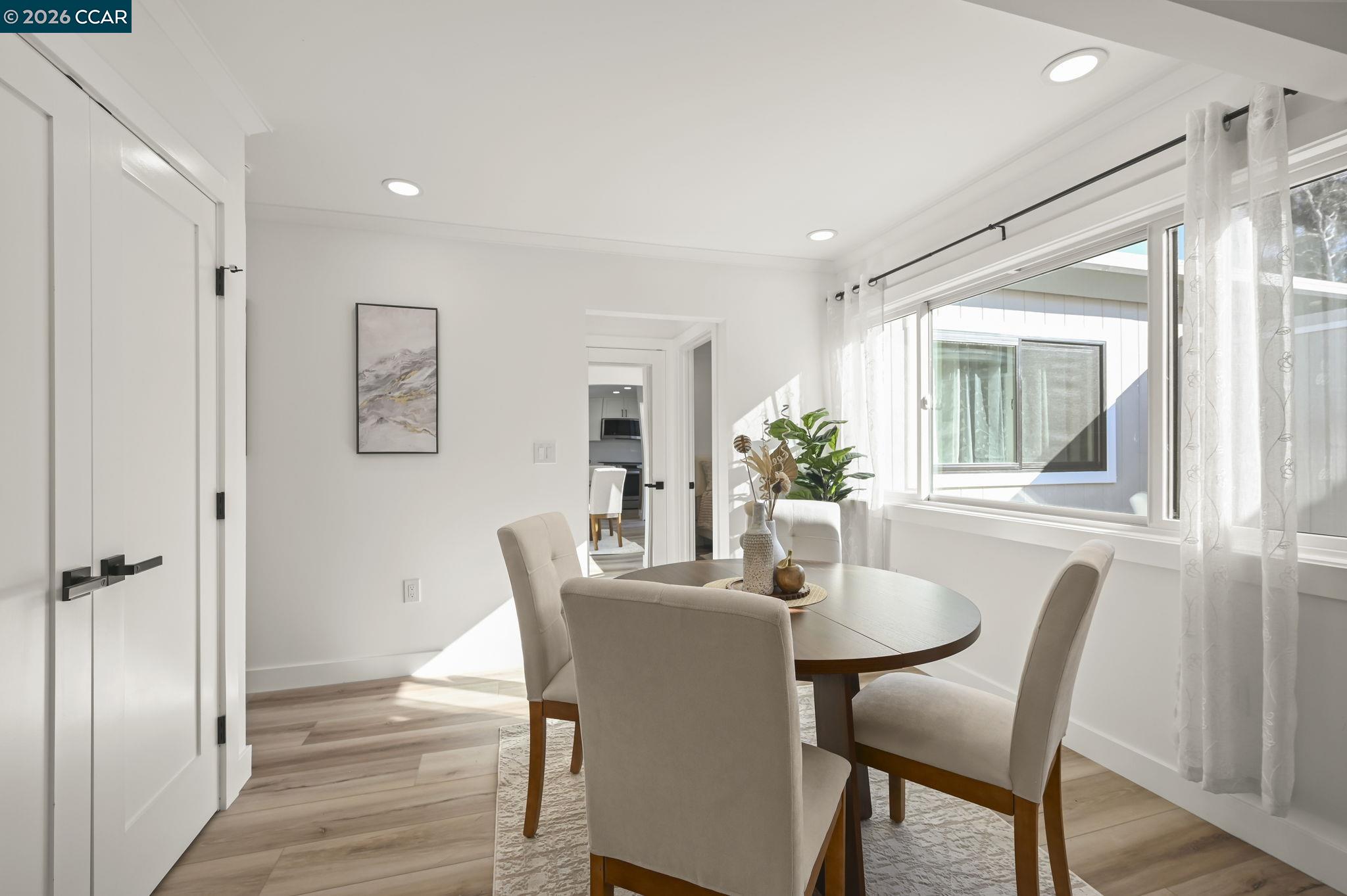 1129 Leisure Lane APT 4