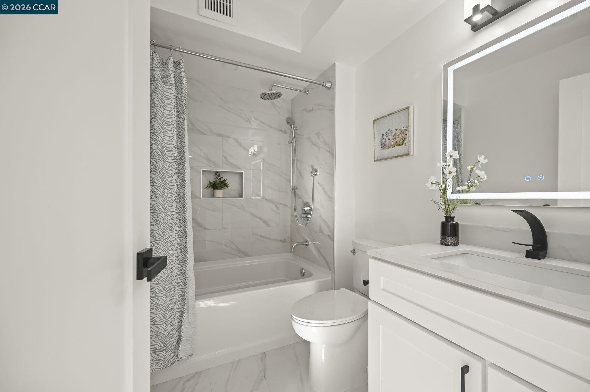 1129 Leisure Lane APT 4