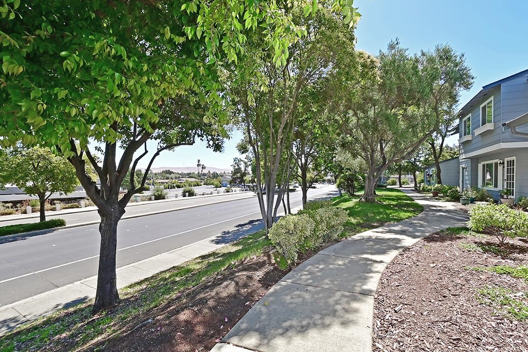 1031 Spring Valley CMN