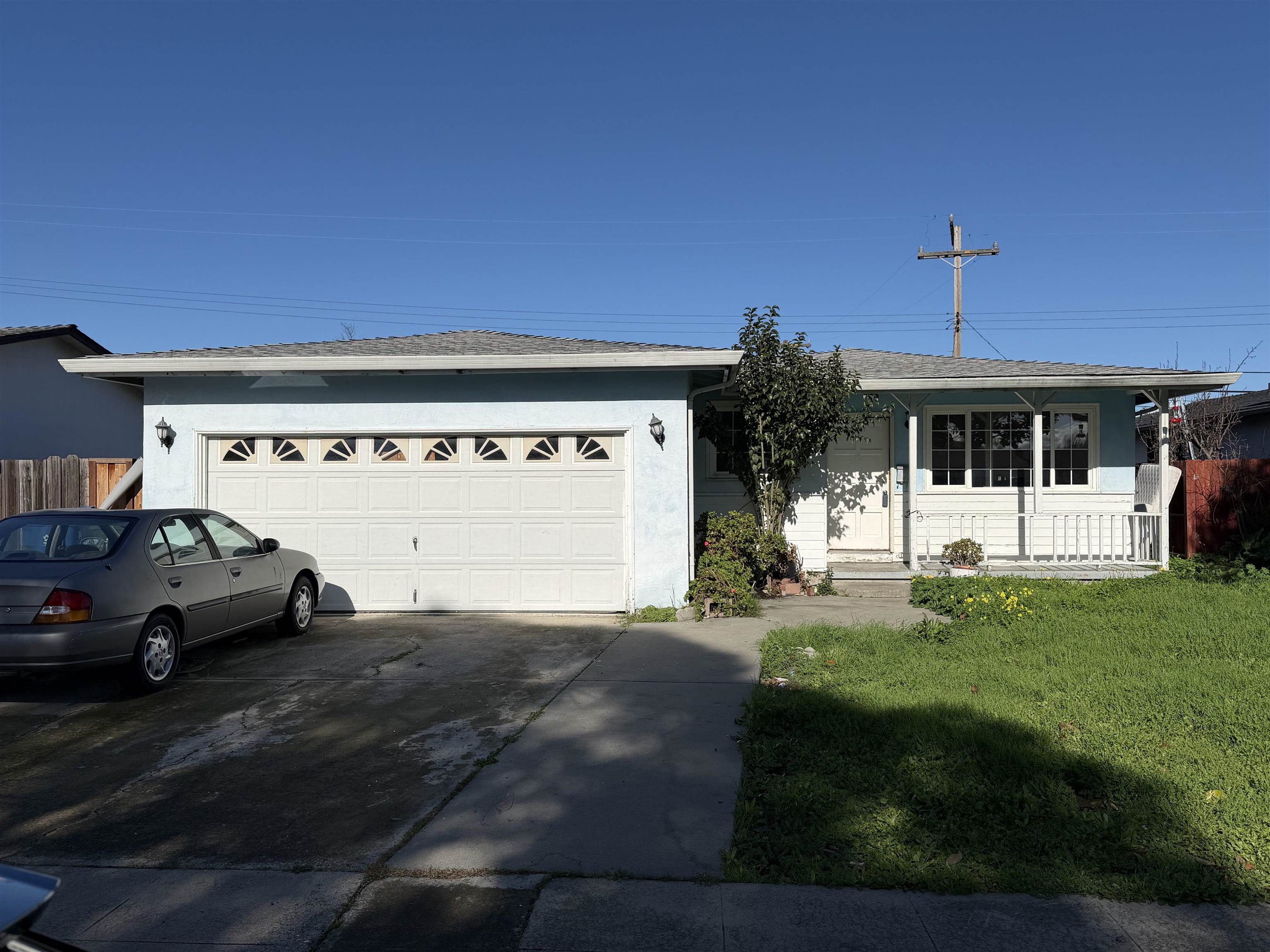 941 Amador Ave