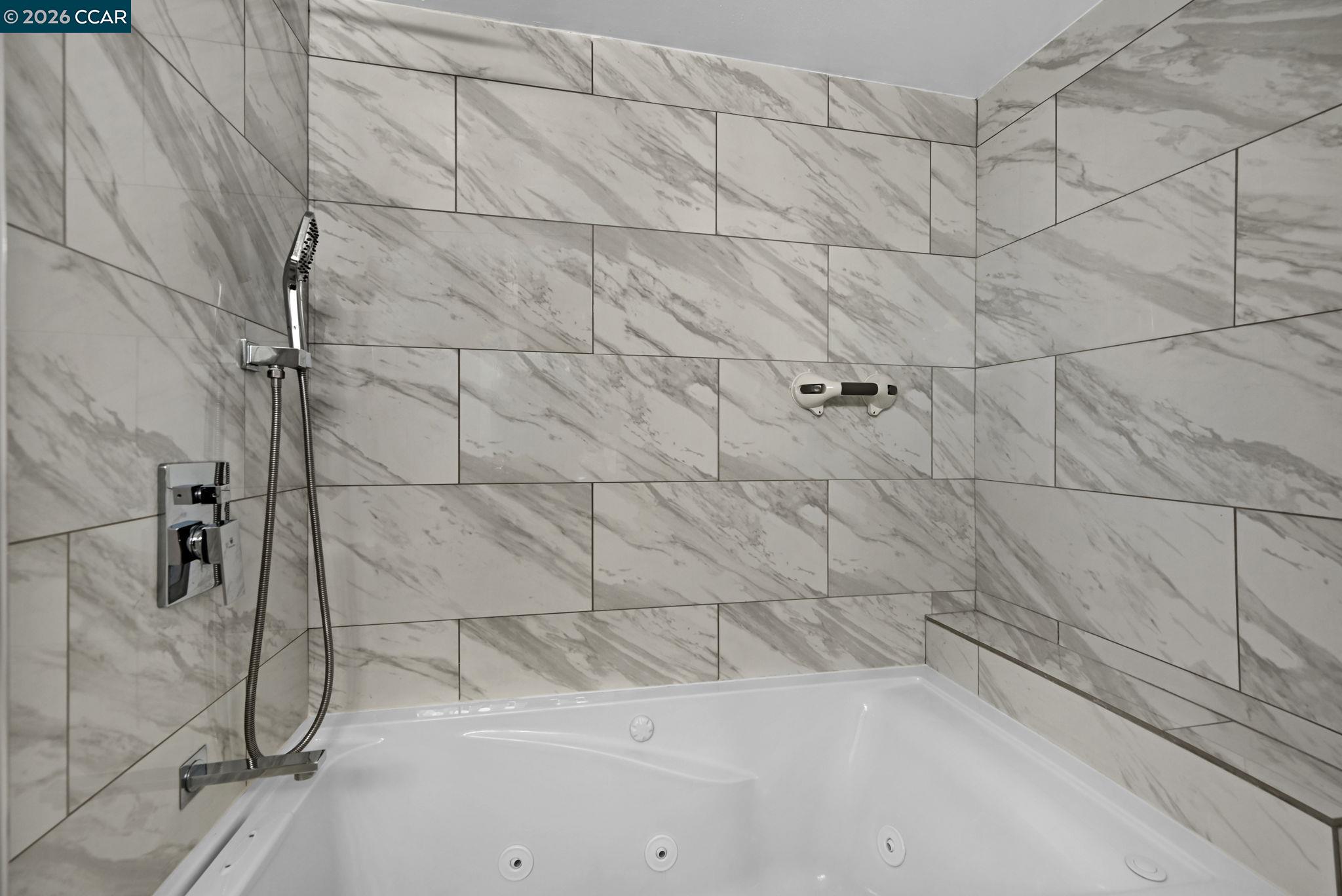 2308 Pine Knoll Dr # 2