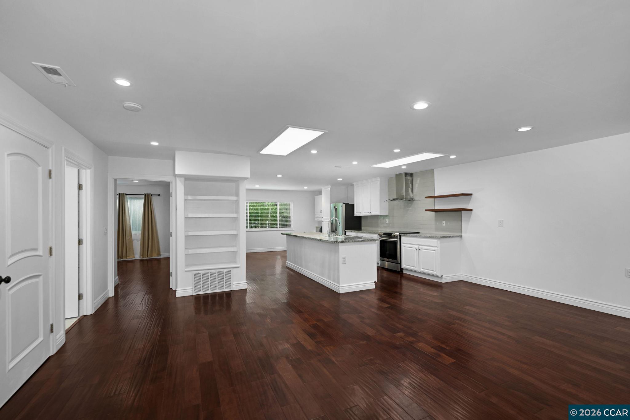 2308 Pine Knoll Dr # 2