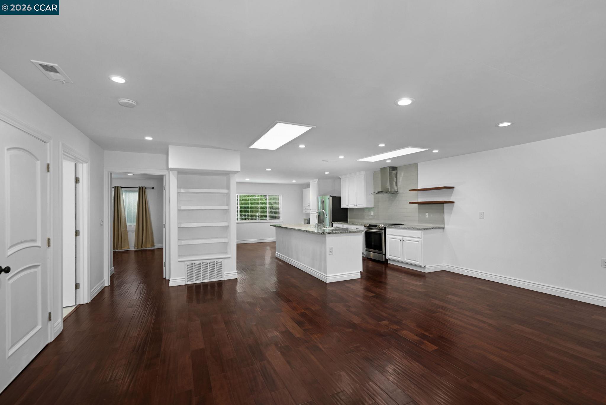 2308 Pine Knoll Dr # 2