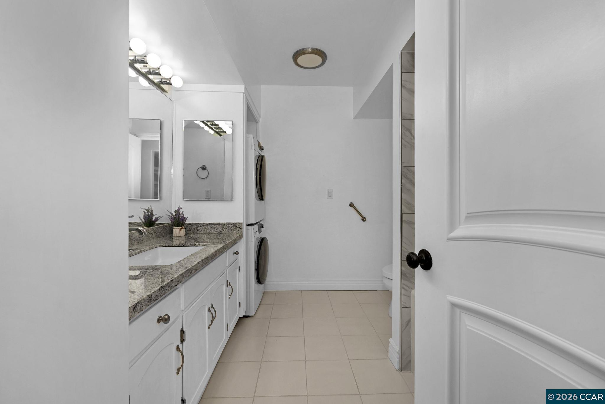 2308 Pine Knoll Dr # 2