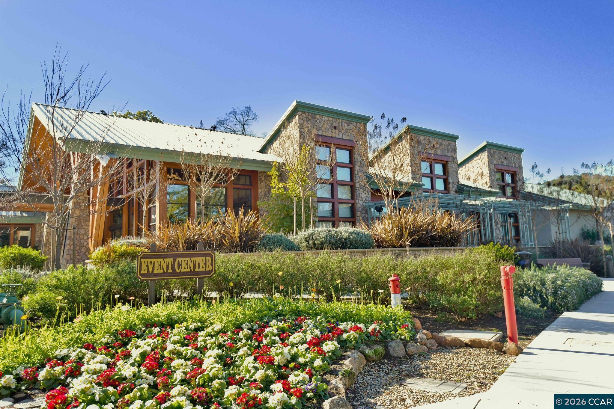 2308 Pine Knoll Dr # 2