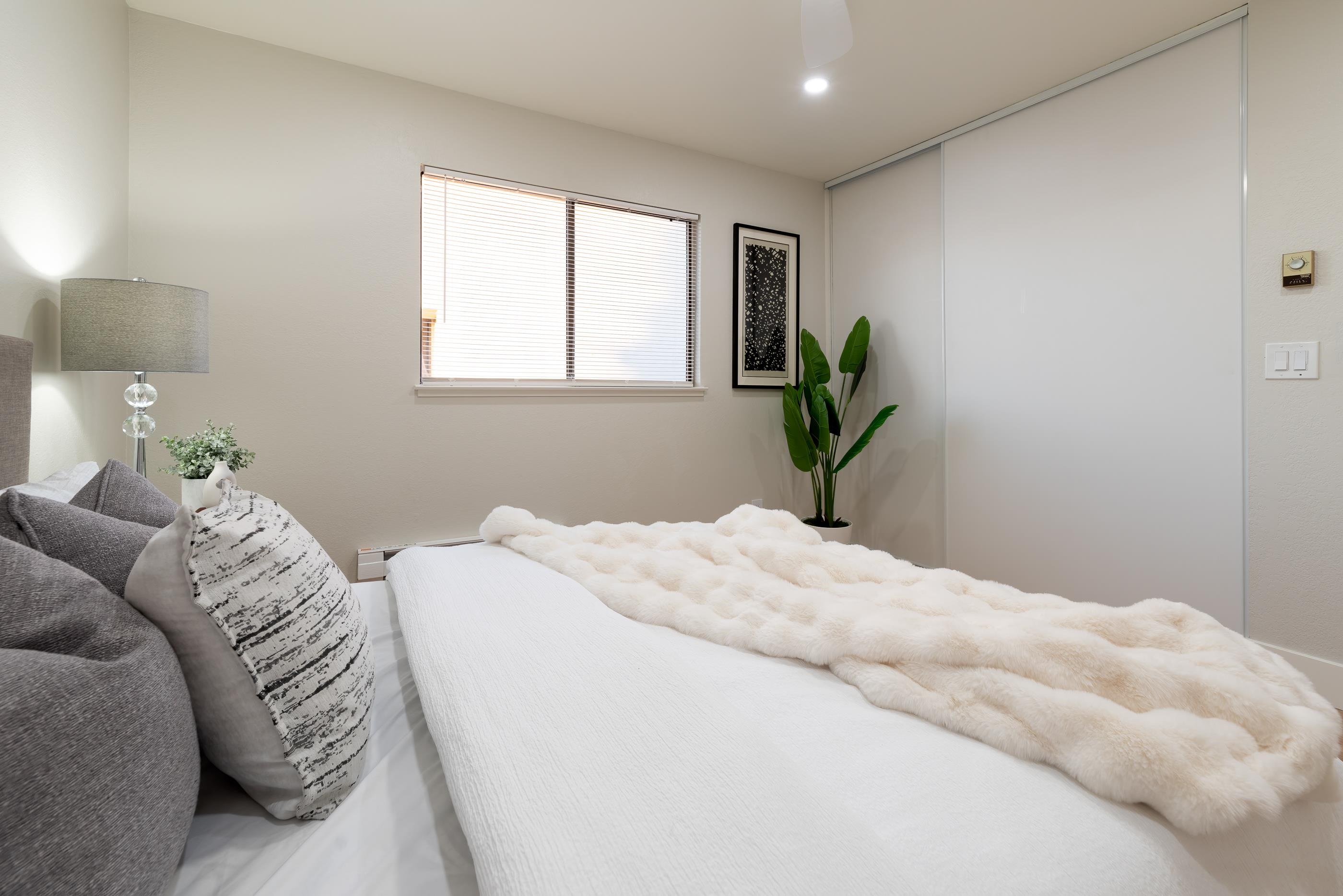 15059 Hesperian Blvd # 34