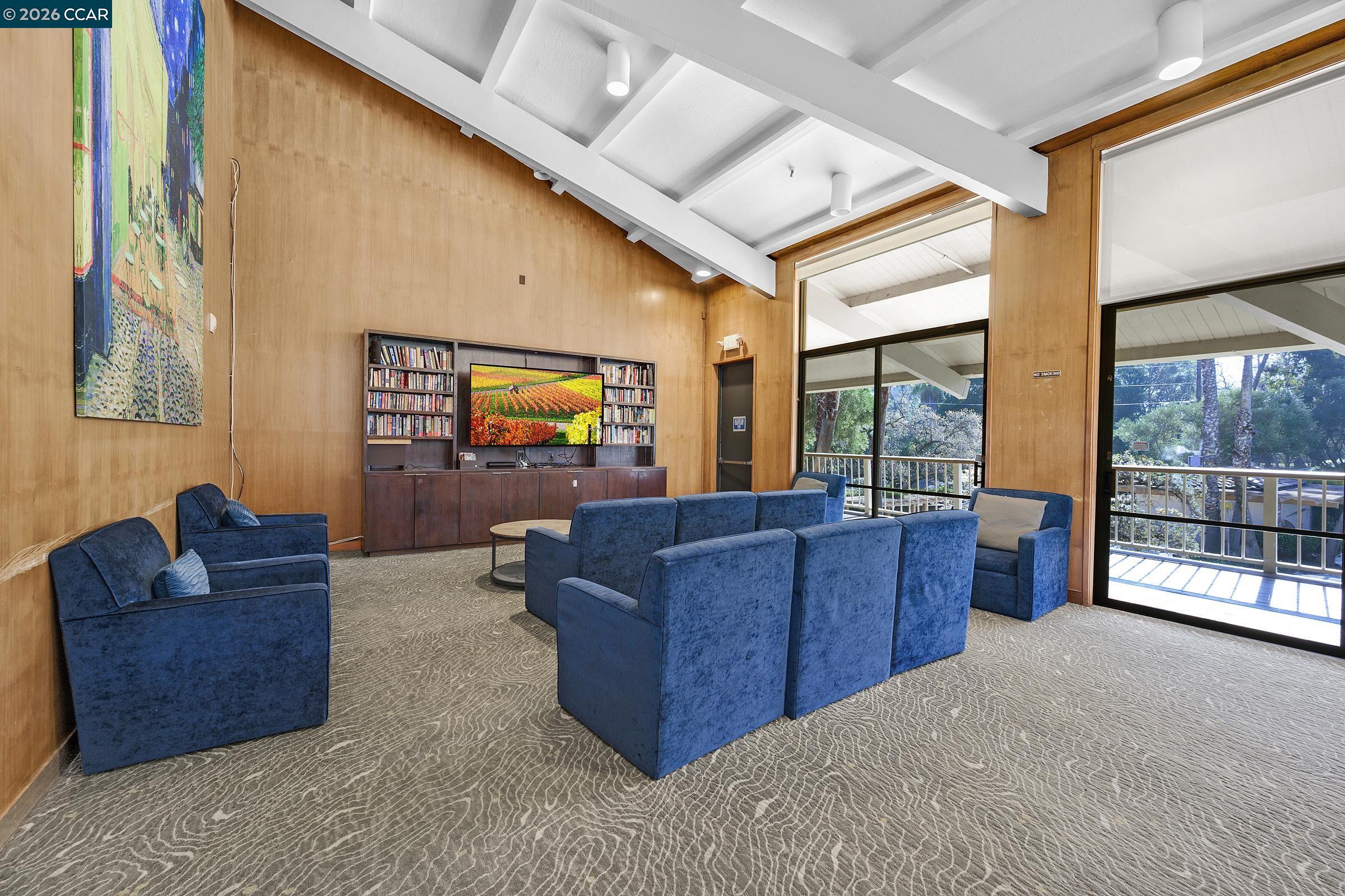 420 N Civic Dr # 403