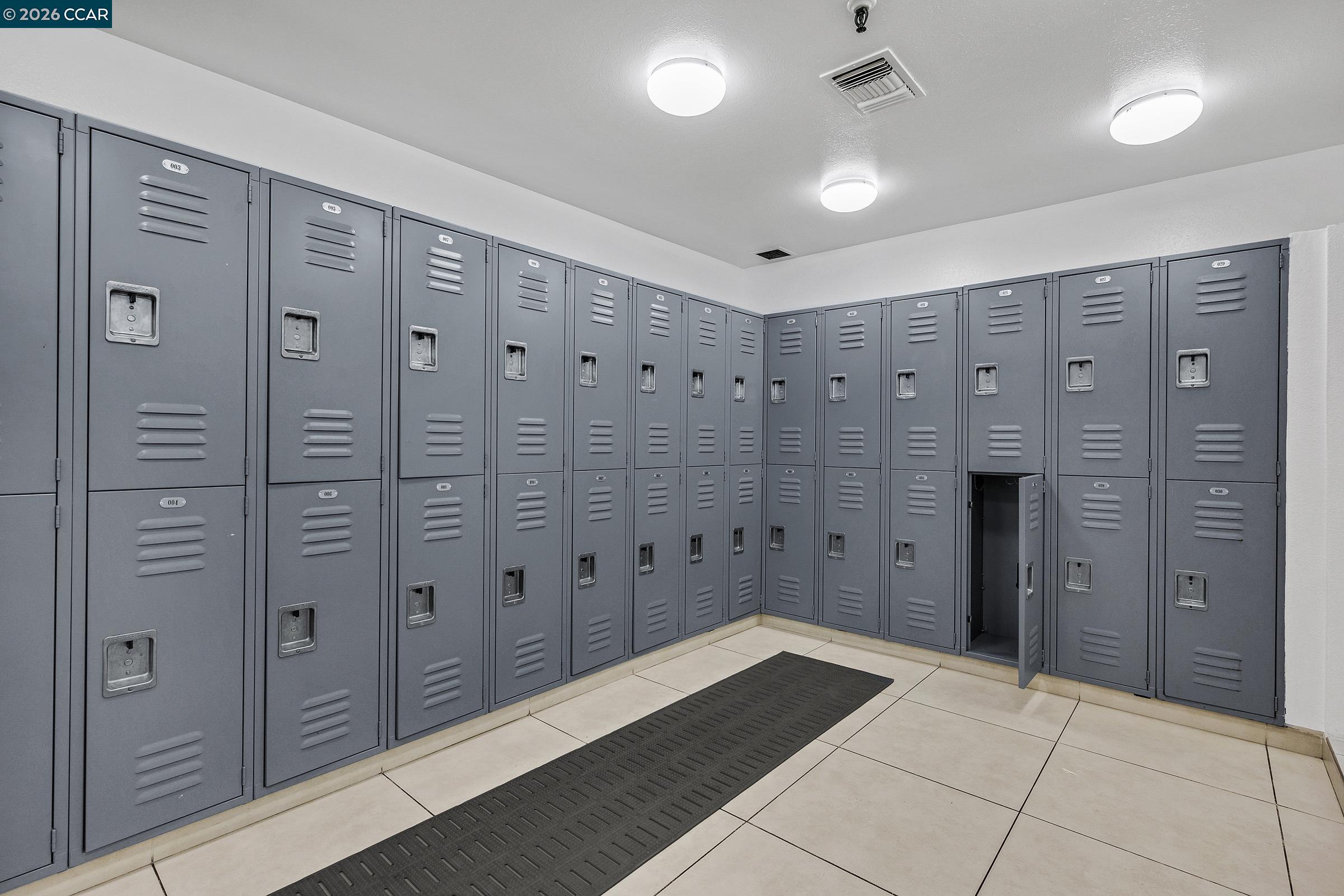 420 N Civic Dr # 403