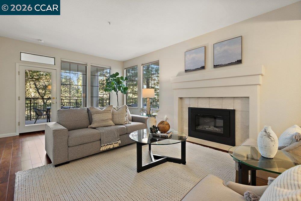 5910 Horsemans Canyon Dr # 5A