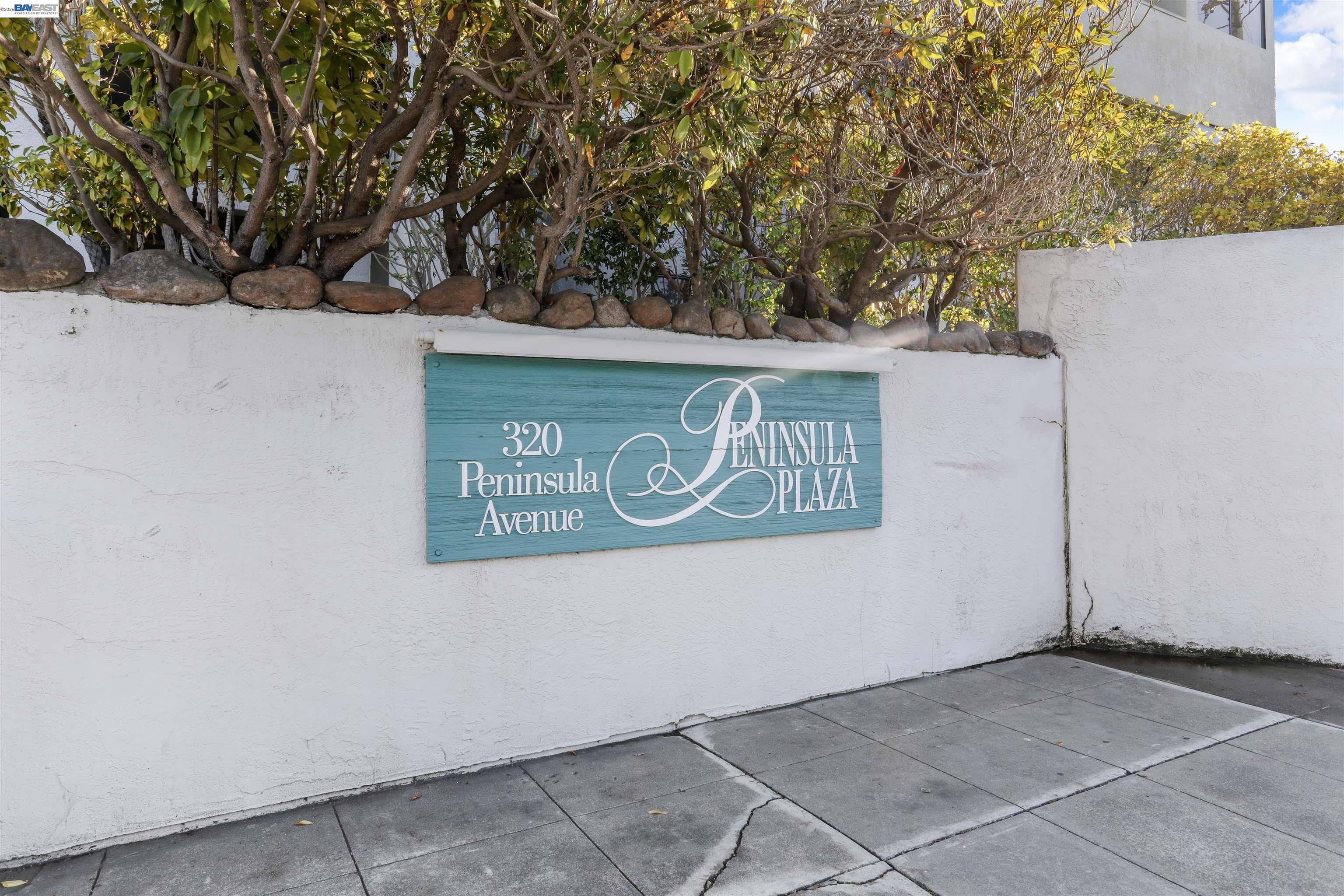 320 Peninsula Ave # 107