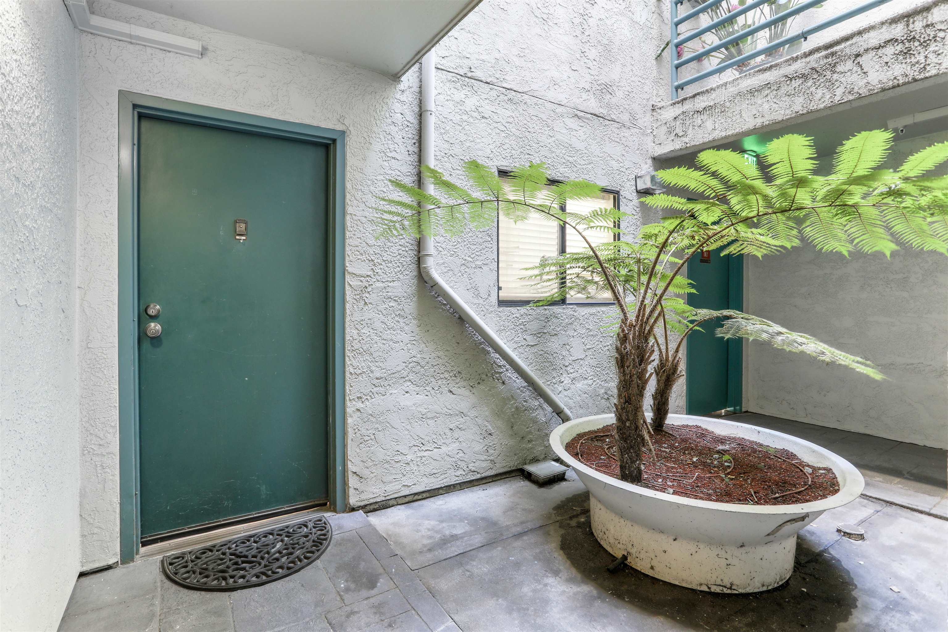 320 Peninsula Ave # 107