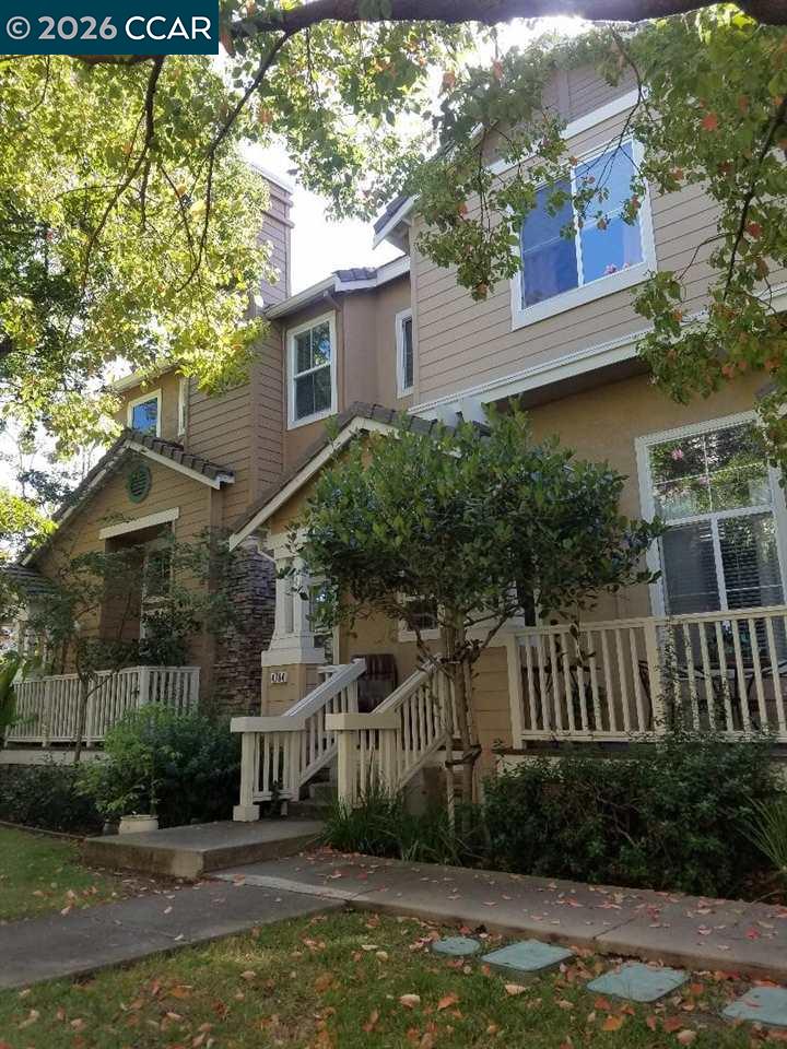 4764 Central Pkwy