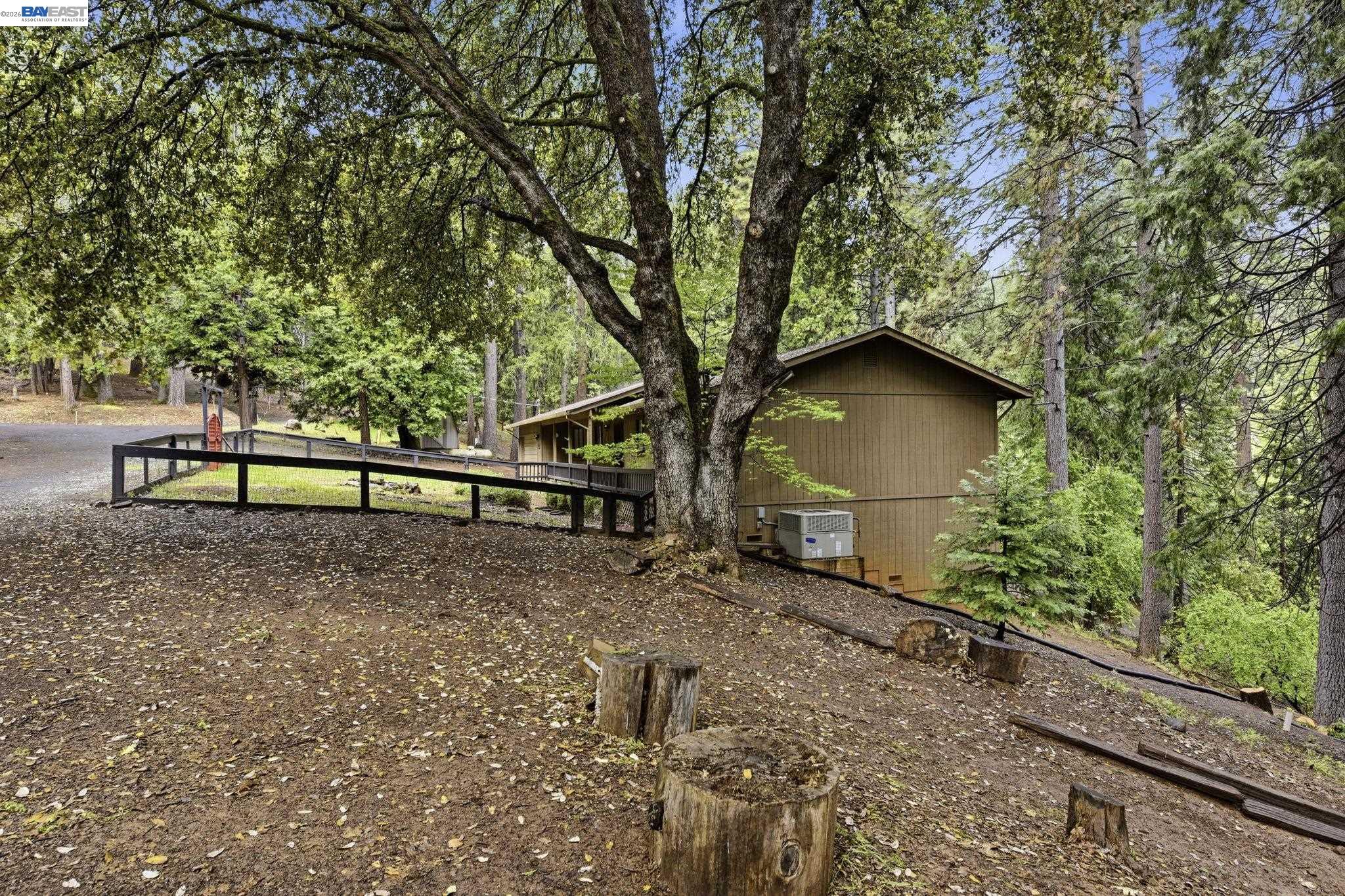 27701 Evelyn Ct