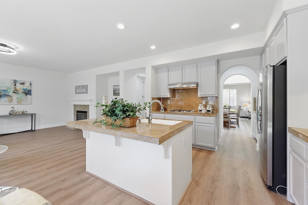 2342 Winchester Loop