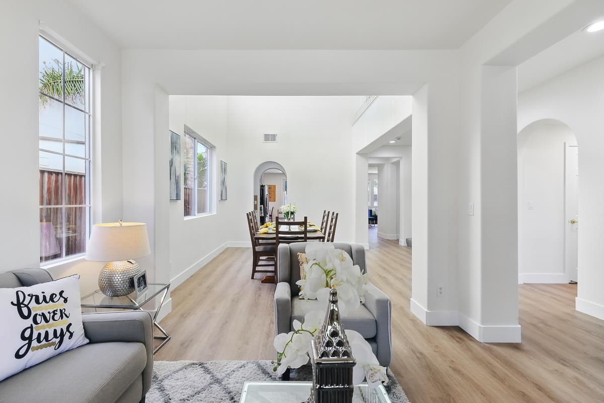 2342 Winchester Loop