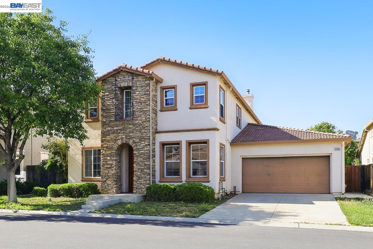 2342 Winchester Loop