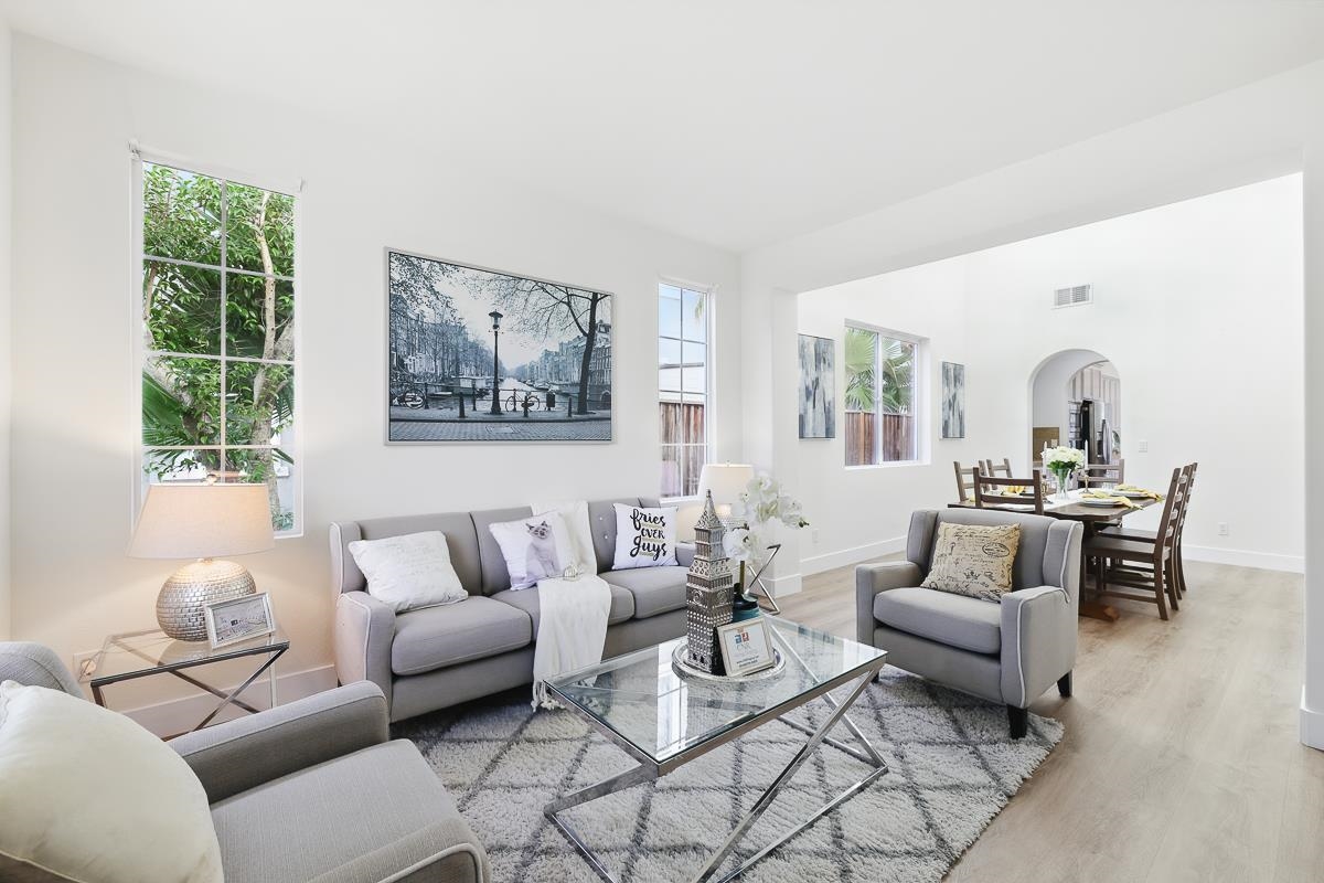 2342 Winchester Loop