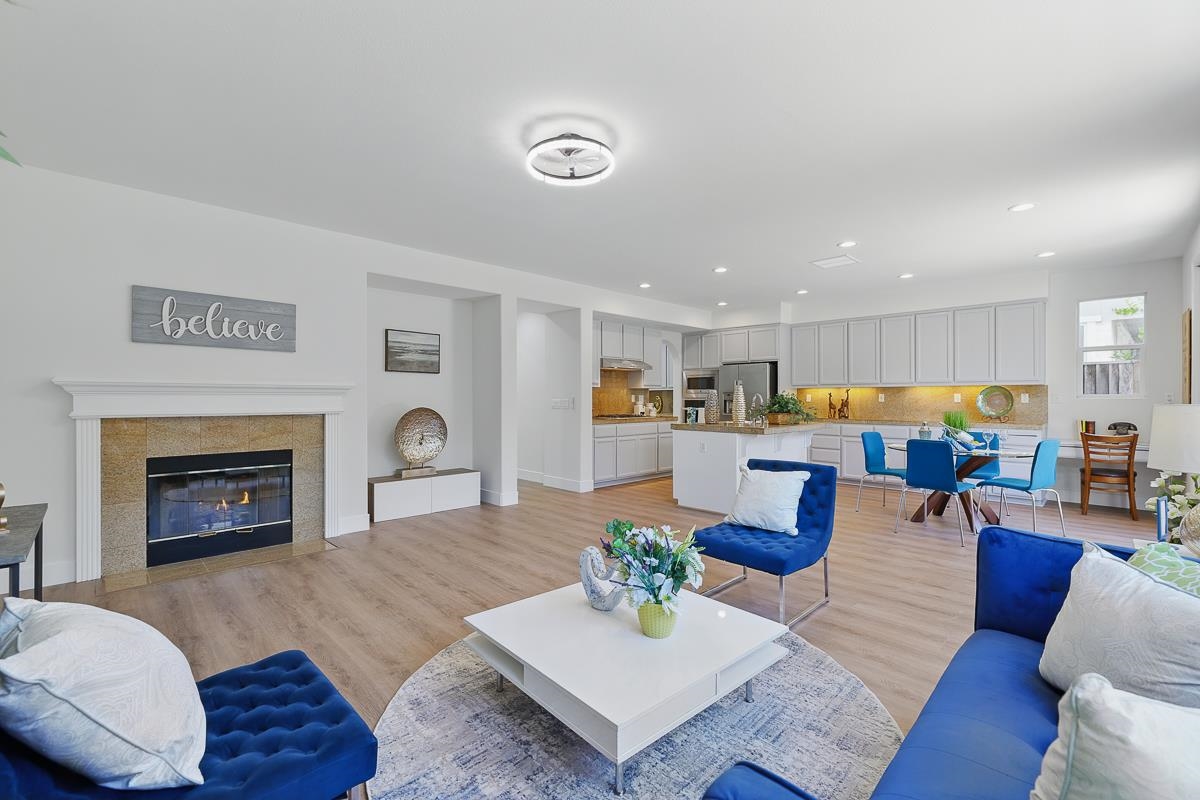 2342 Winchester Loop