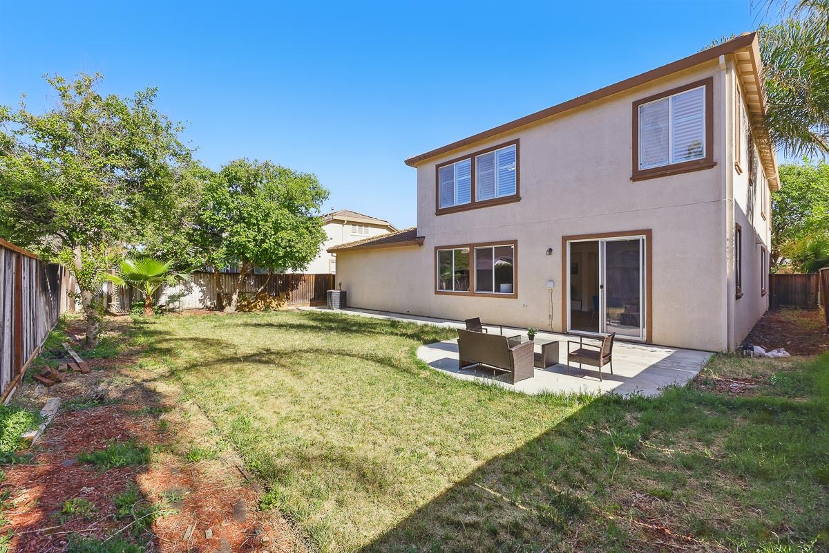 2342 Winchester Loop